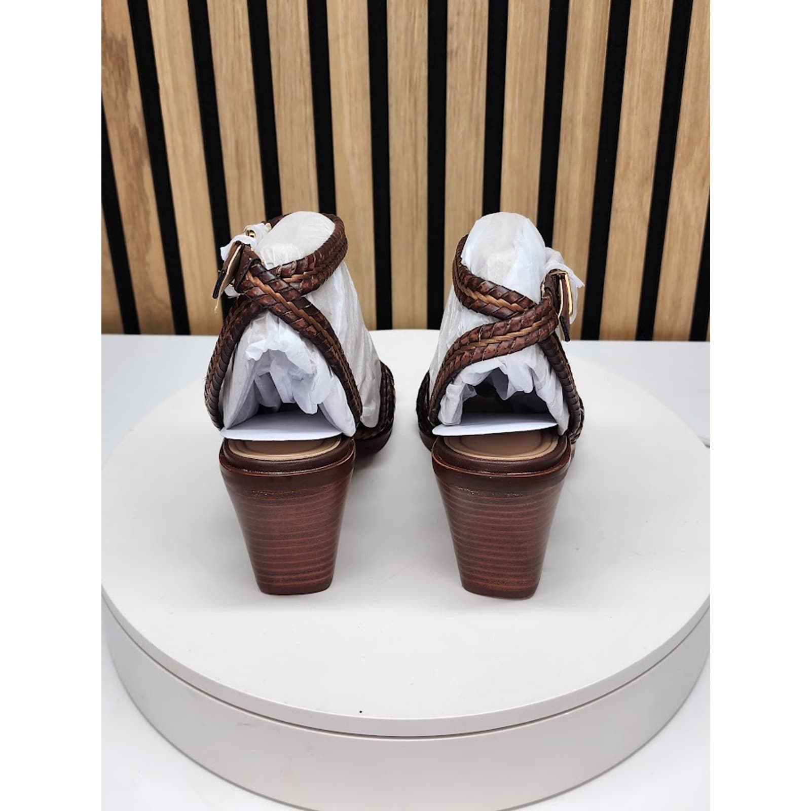 NEW - Giani Bernini Renaee Women’s Brown Woven Block Heel Sandals - Size 7.5 M - Thumbnail 4