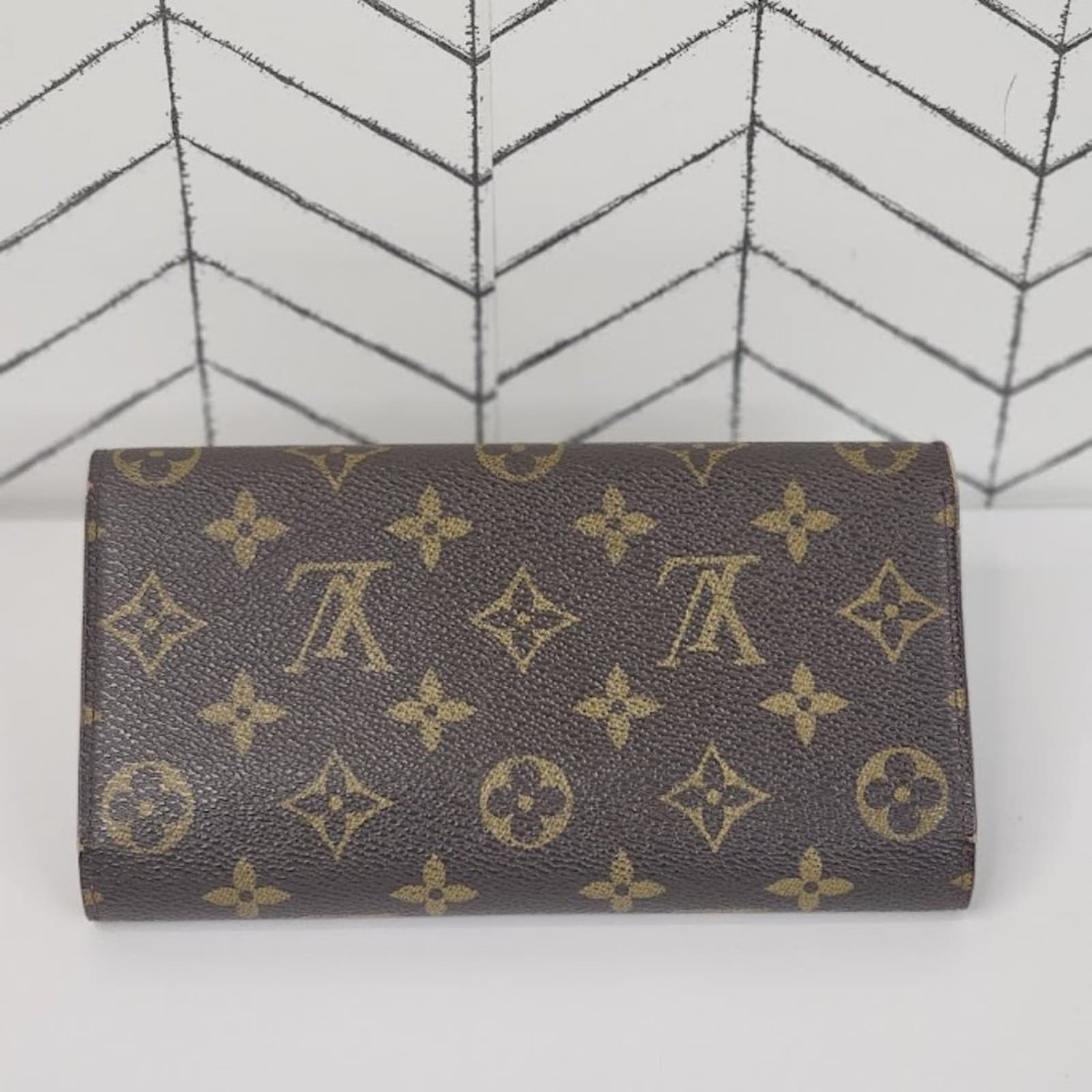 Louis Vuitton Monogram Portefeuille International Wallet - Thumbnail 2