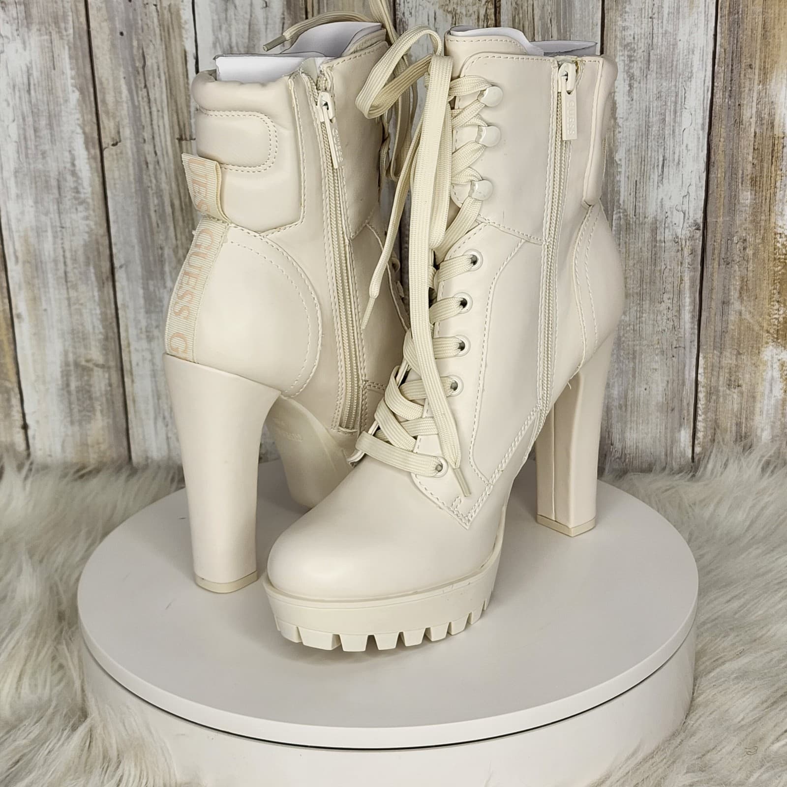 GUESS Women's Tanisa Heeled Lace-Up Platform Hikers Booties - Size 8.5 M - Thumbnail 5
