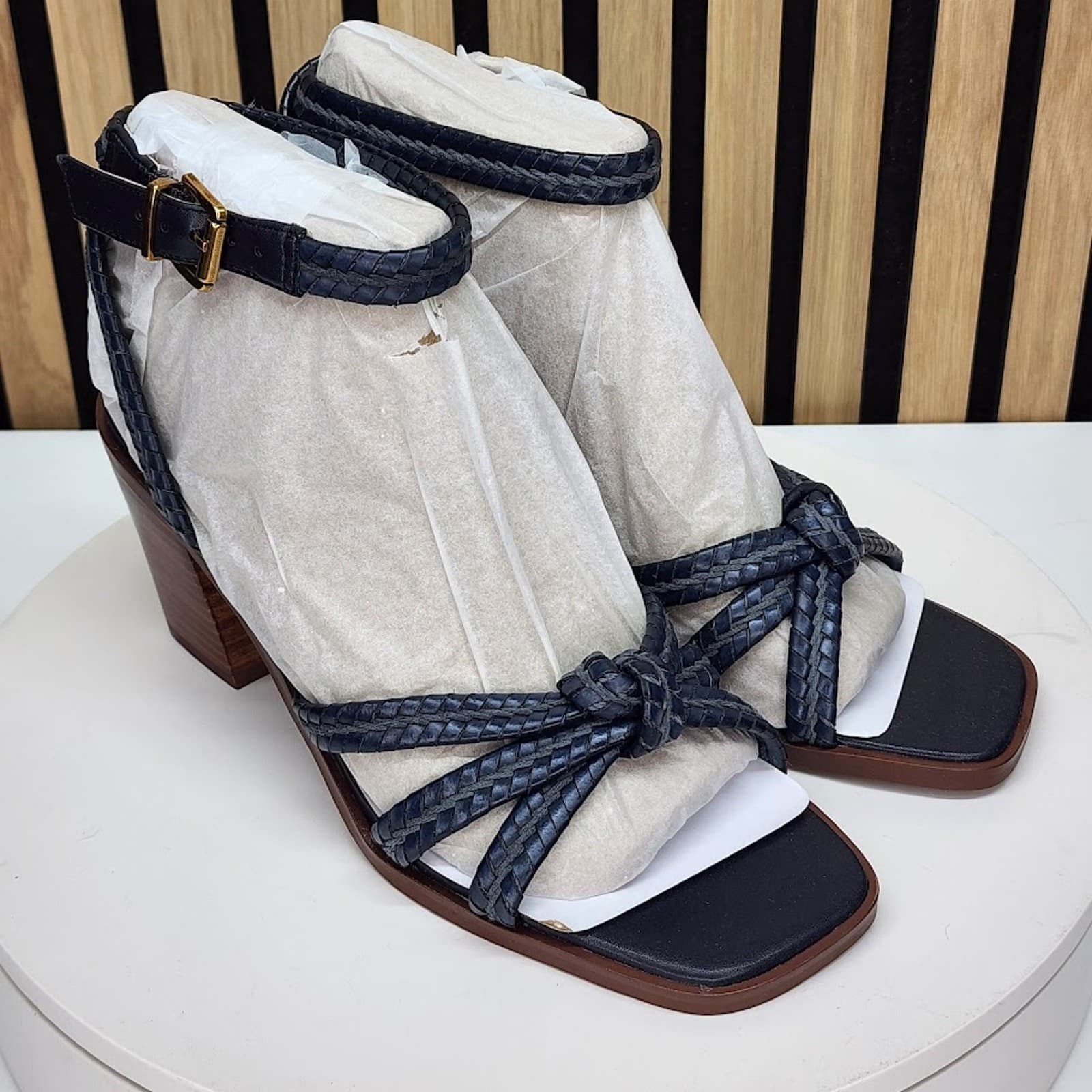 NEW - Giani Bernini Renaee Women’s Navy Woven Block Heel Sandals - Size 9 M