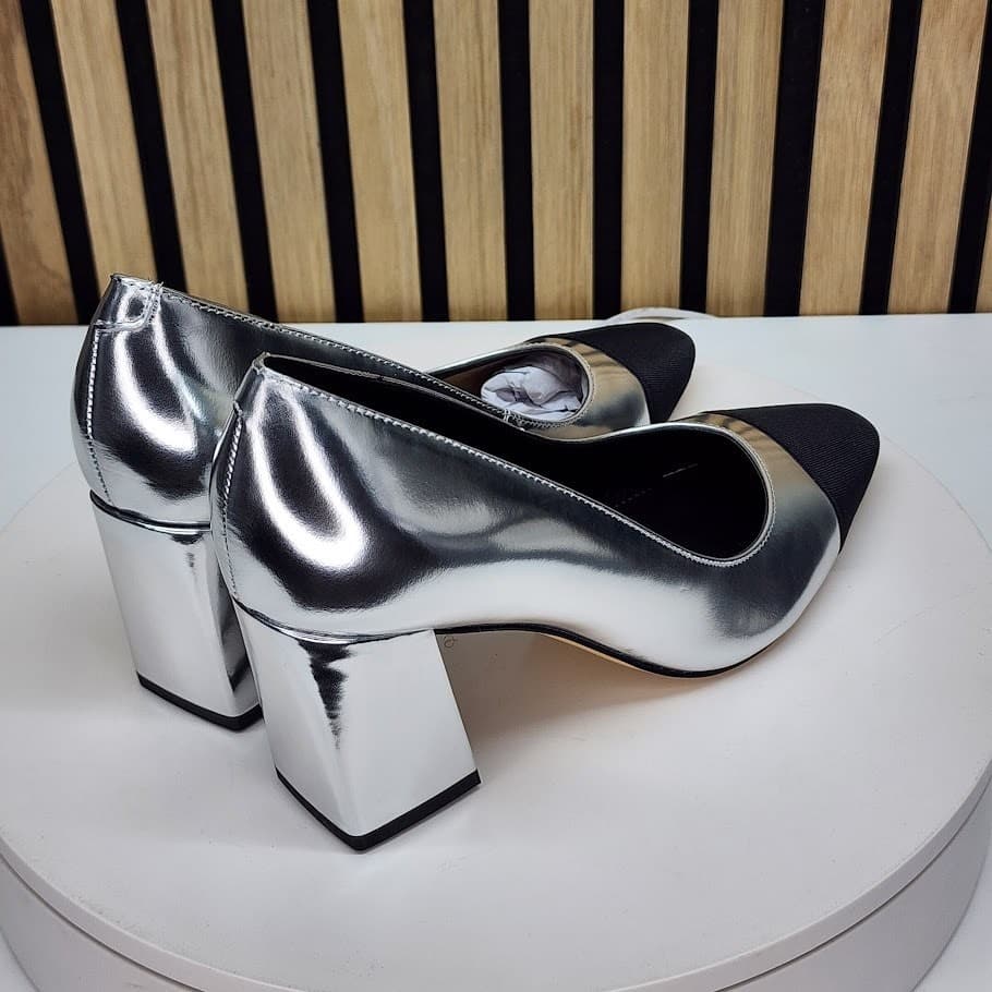 NEW - Marc Fisher Vernie Women’s Silver Black Pumps Slip On Block Heel Size 6.5 - Thumbnail 3