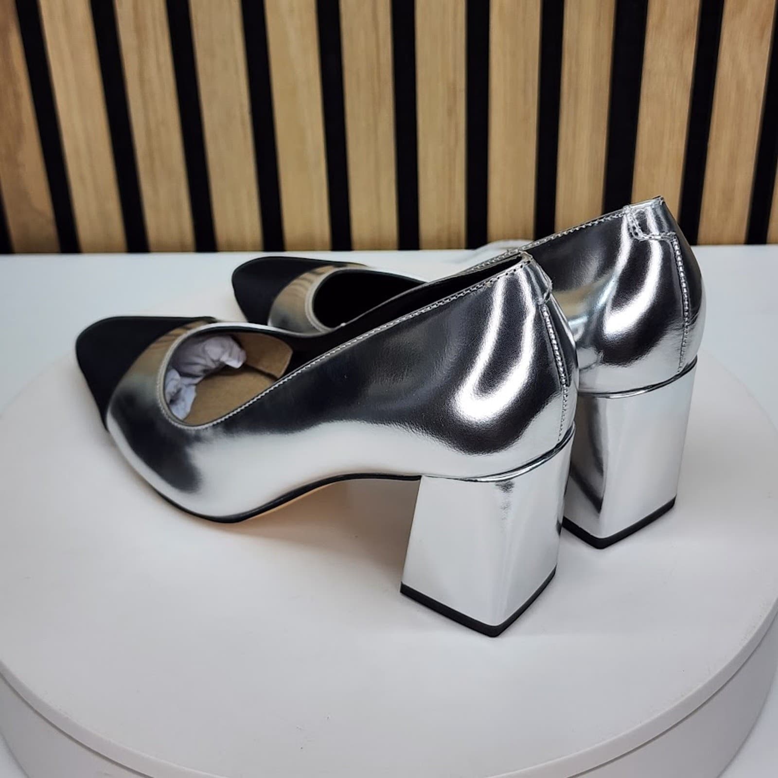 NEW - Marc Fisher Vernie Women’s Silver Black Pumps Slip On Block Heel Size 7 M - Thumbnail 5