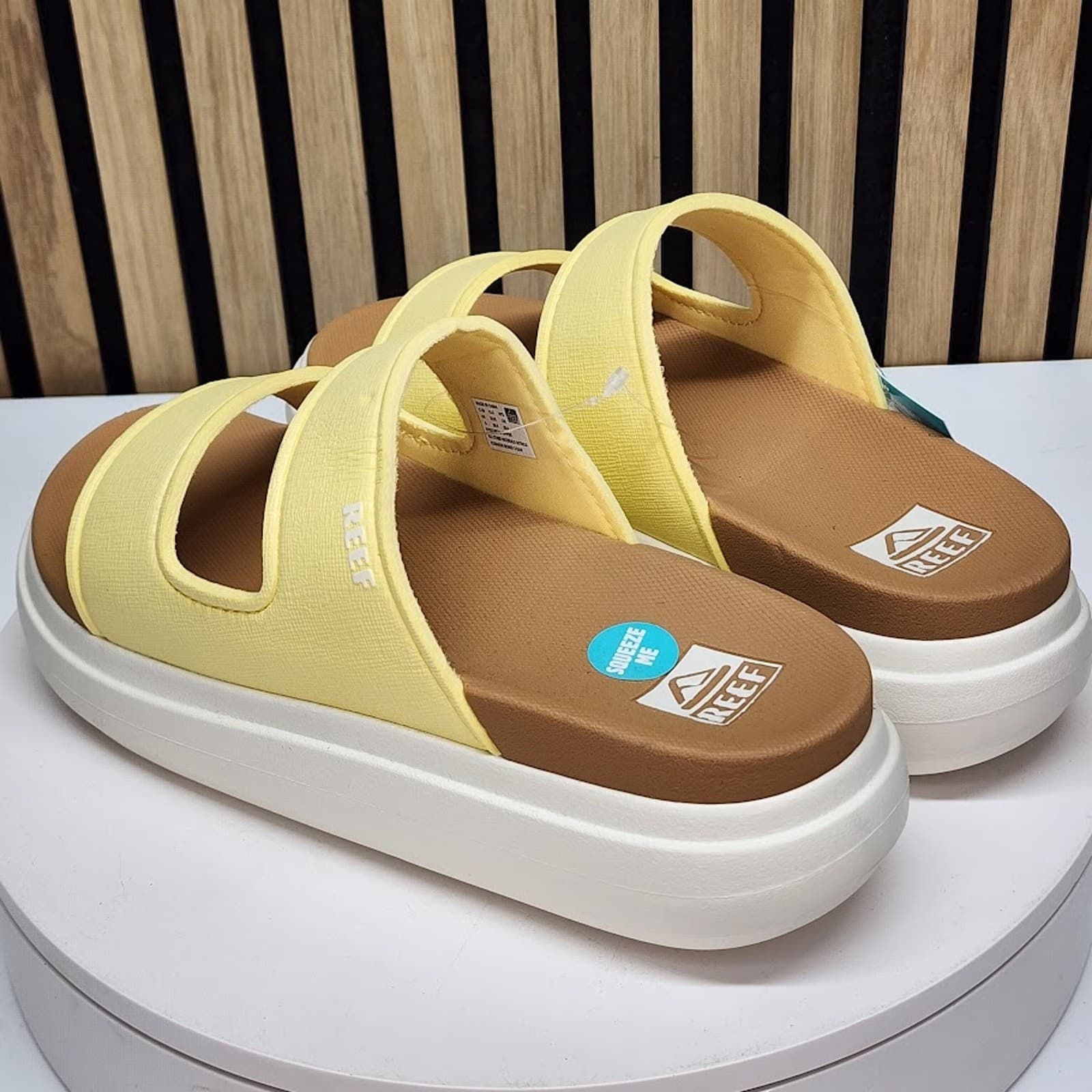 NEW - REEF Cushion Bondi 2 Bar Women’s Platform Sandals Pale Banana Size 11 - Thumbnail 4