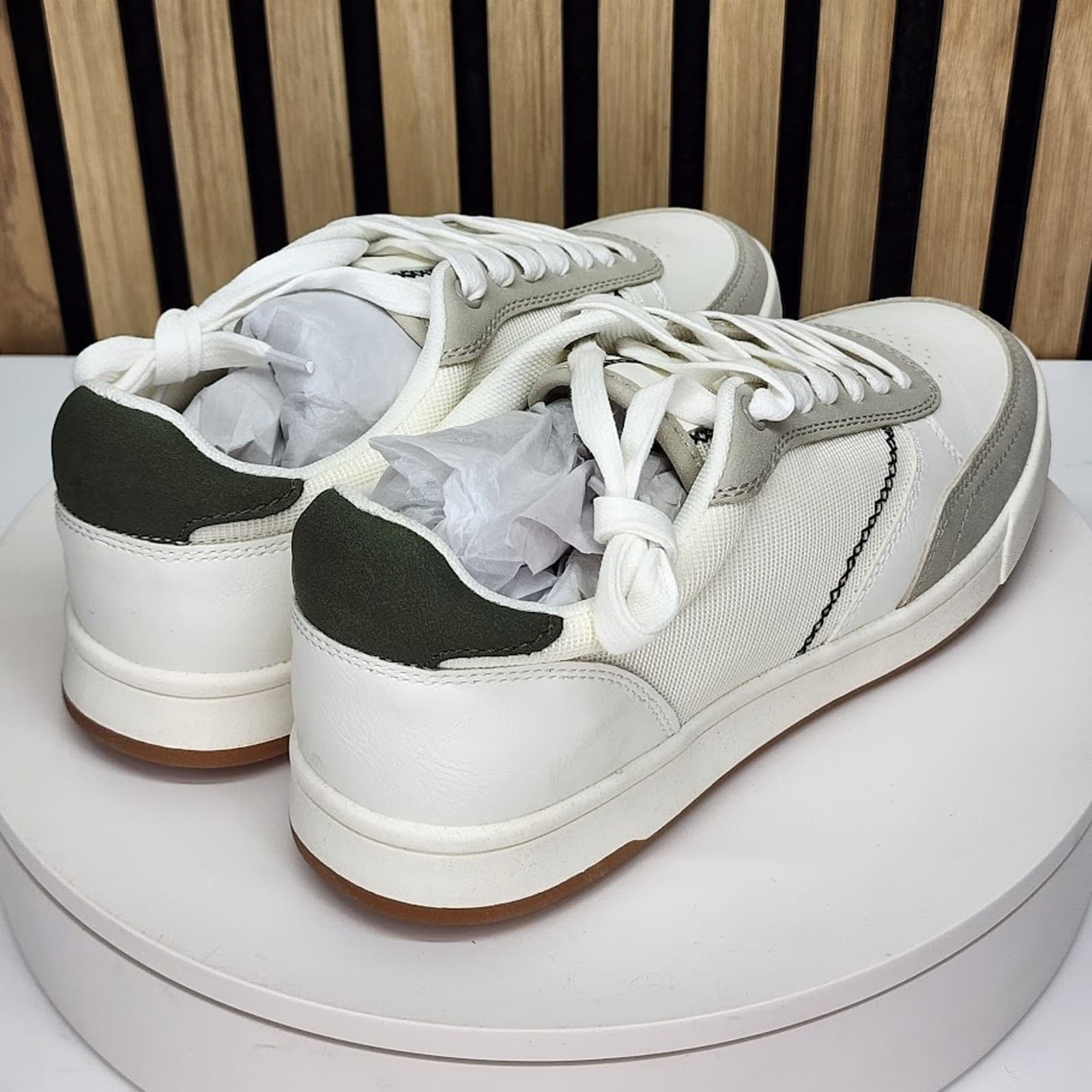 NEW - Club Room Dawson Men’s White Sneakers Casual Lace Up Shoes - Size 7.5 - Thumbnail 2