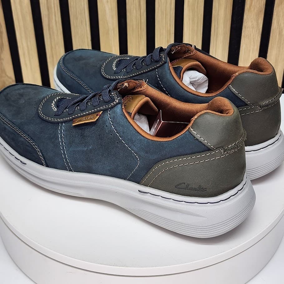 NEW - Clarks Craftwell Lace Men’s Navy Leather Sneakers Casual Shoes - Size 8 - Thumbnail 3