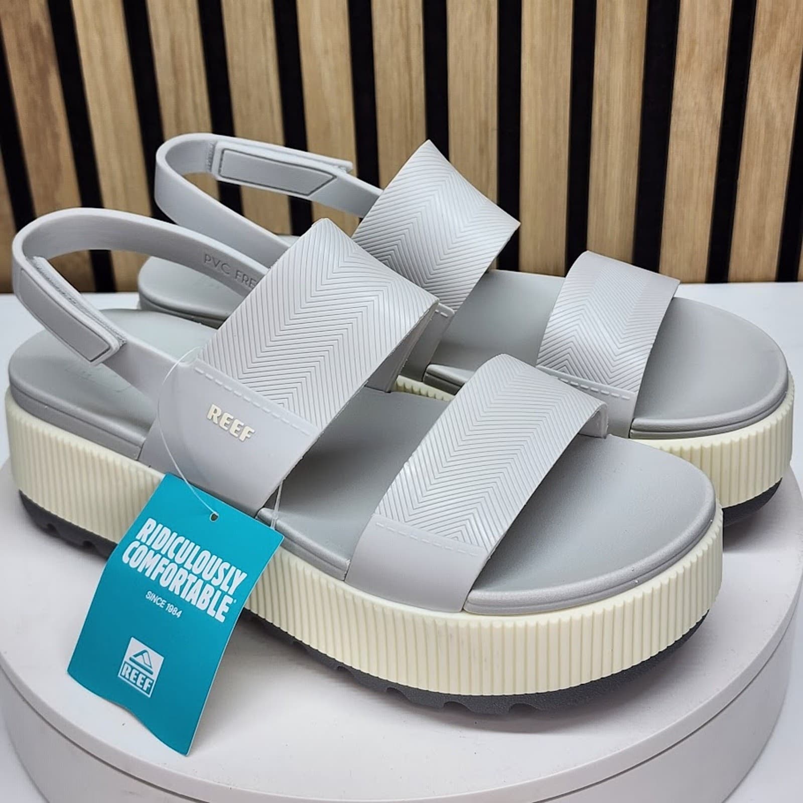 NEW - REEF Water Vista Higher Women’s Platform Sandals Fog Water Friendly Size 7
