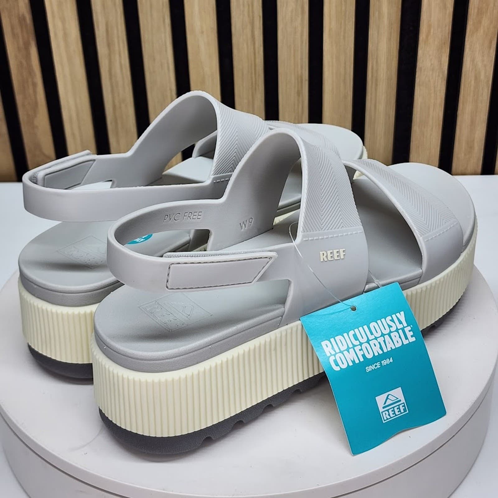 NEW - REEF Water Vista Higher Women’s Platform Sandals Fog Water Friendly Size 7 - Thumbnail 2