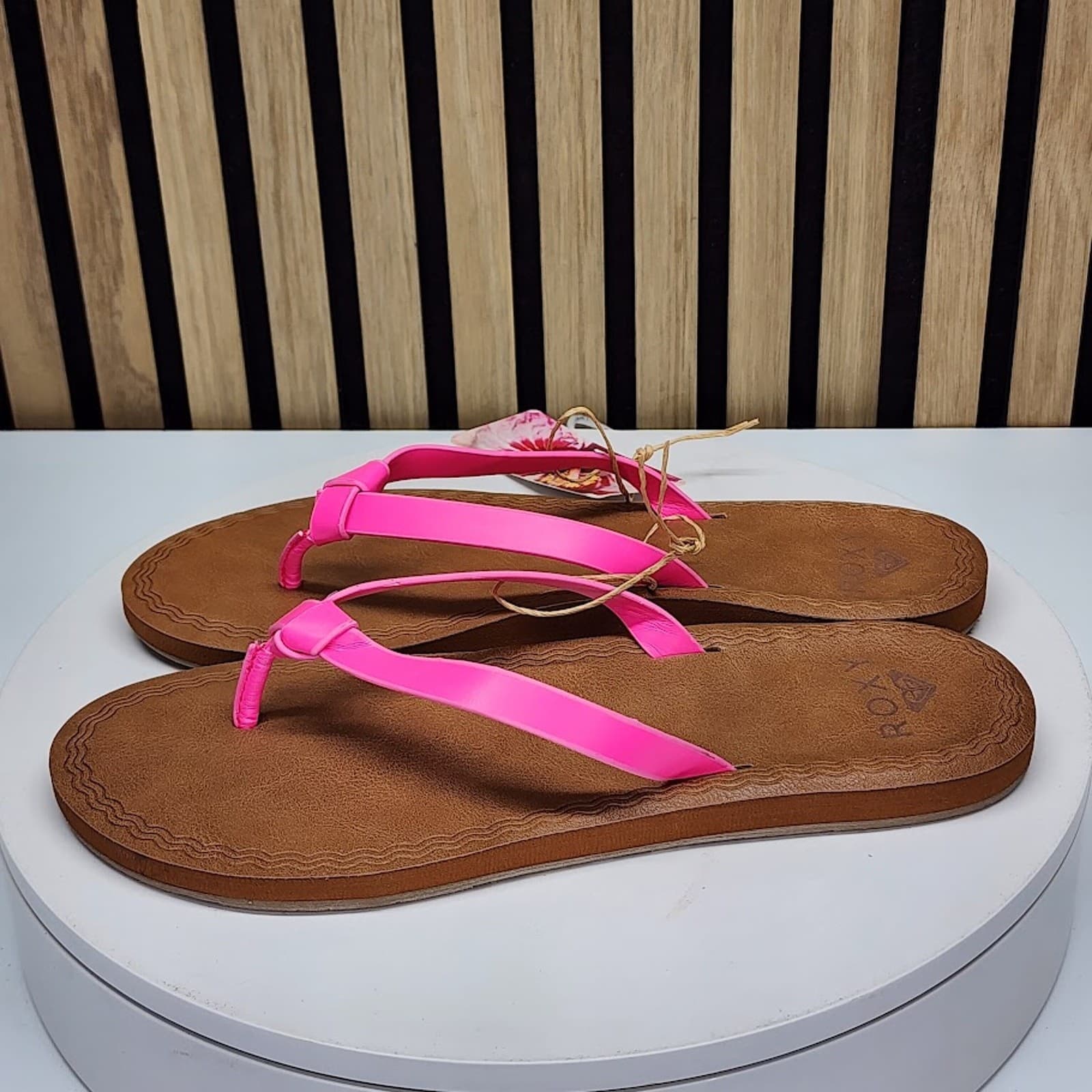 NEW - Roxy Luv Me Knot Women’s Flip Flop Sandals Platform Casual Size 7 - Thumbnail 3