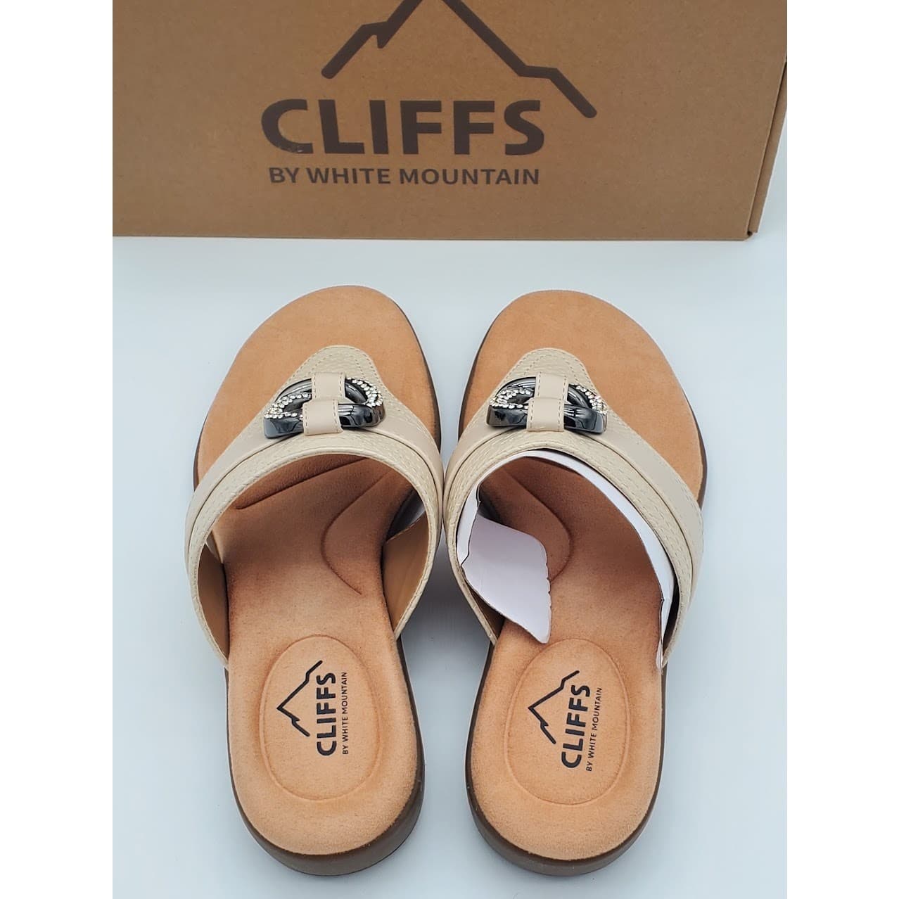 NEW - Cliffs Benedict Women’s Thong Comfort Sandals Casual Wedges - Size 8 - Thumbnail 3