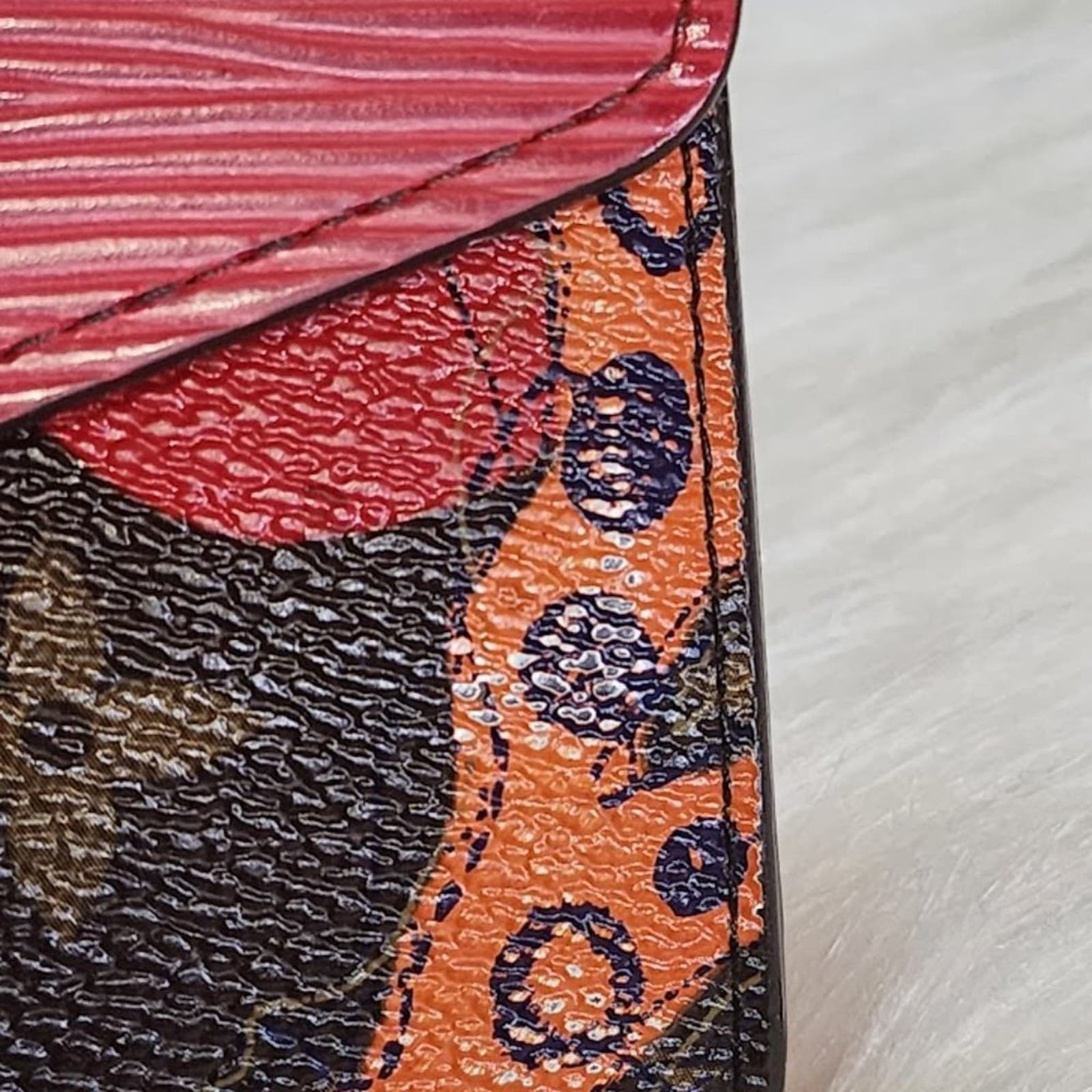 Louis Vuitton Coquelicot Monogram Ramages Sarah Wallet Epi Leather - Thumbnail 4