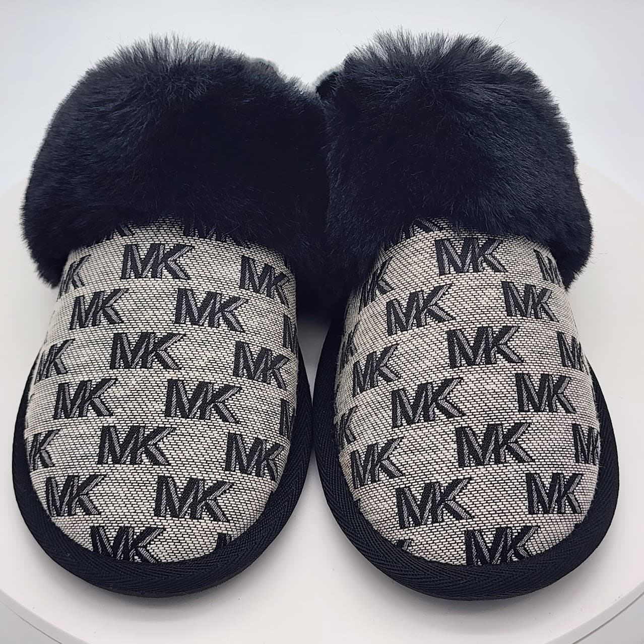 NEW - Michael Kors Tula Scuff Women's Faux Fur Logo Slide House Shoes - Size 7 - Thumbnail 6