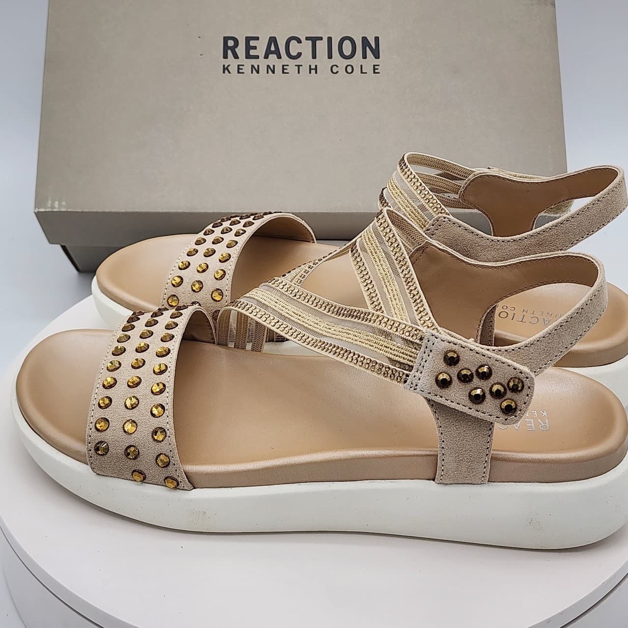 NEW - Kenneth Cole Reaction Taryn Ecru Jewel Sandals Women's Size 9 Medium - Thumbnail 5