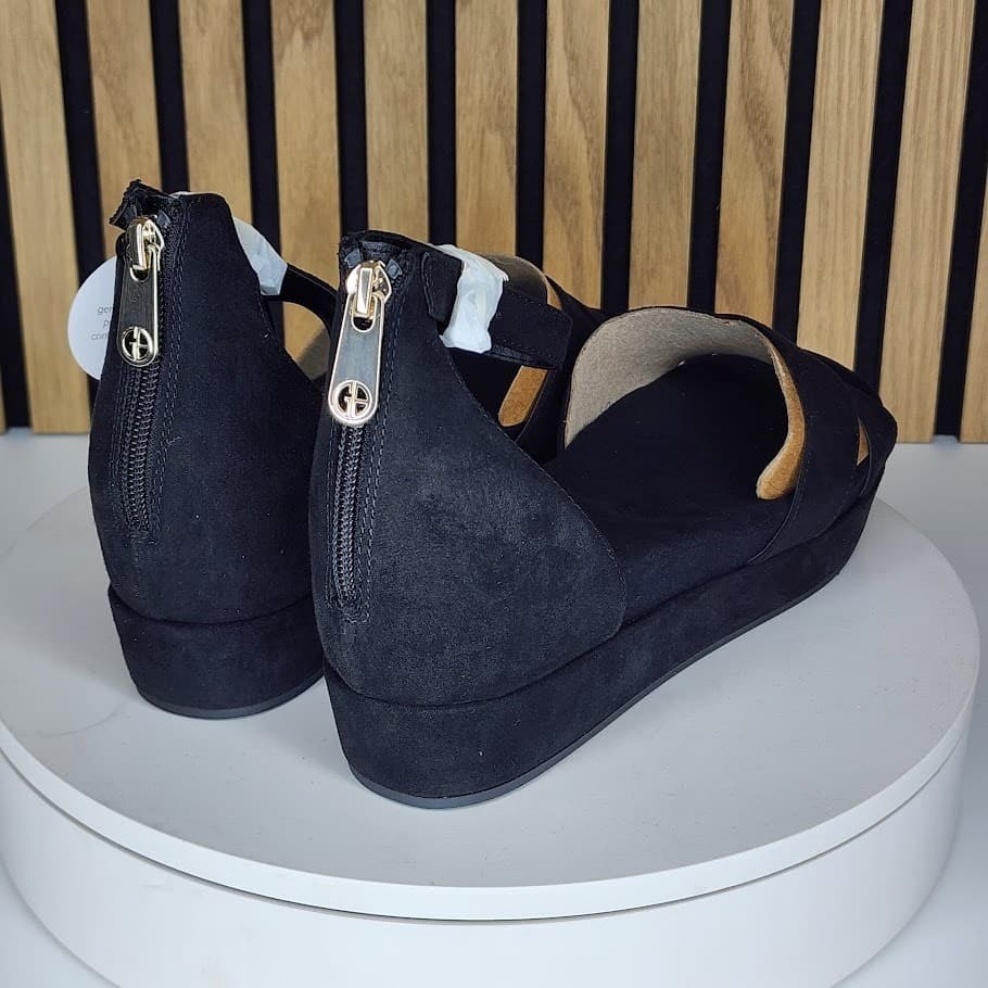NEW - Giani Bernini Eviee Women’s Wedge Sandals Memory Foam Shoes - Size 9.5 - Thumbnail 3