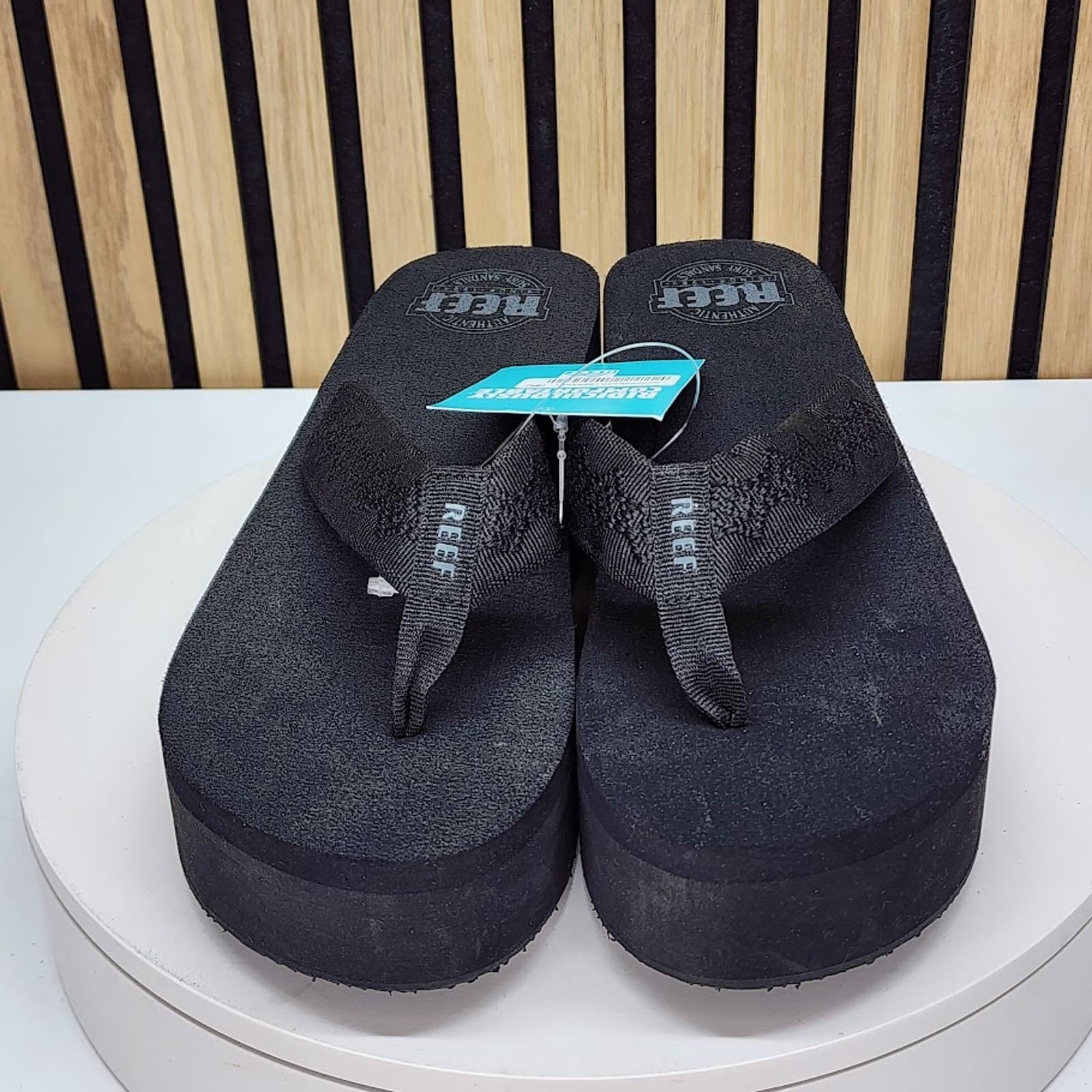 NEW - REEF Sandy Hi Women’s Platform Flip Flop Sandals Casual Size 11 - Thumbnail 7