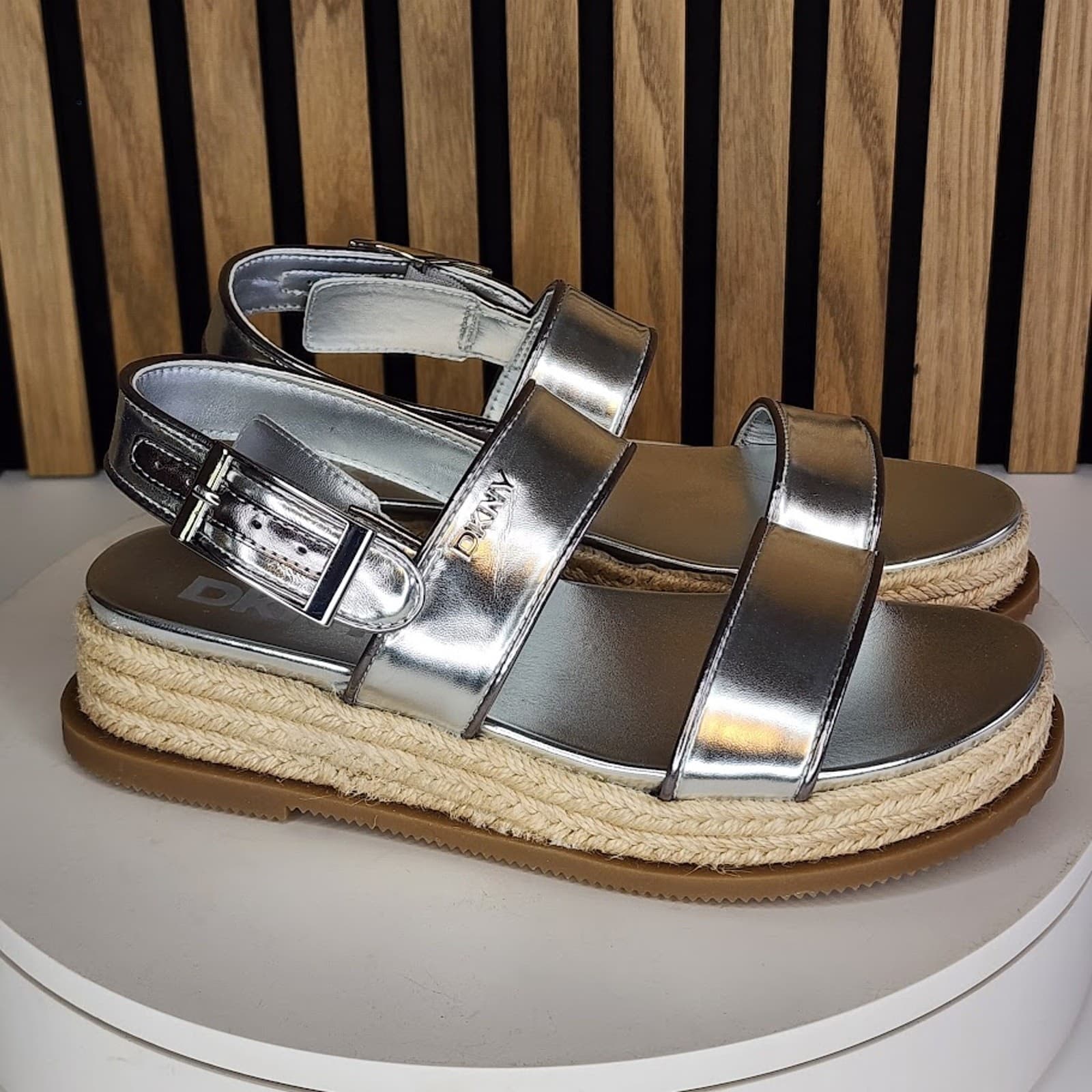NEW - DKNY Bernae Women’s Slingback Sandals Silver - Size10 M - Thumbnail 2