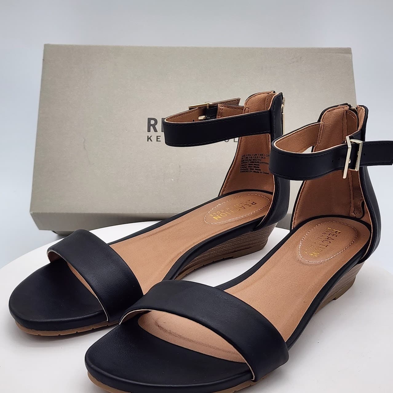 NEW Kenneth Cole Reaction Great Viber Black Wedge Sandals Women's Size 8 Medium - Thumbnail 7
