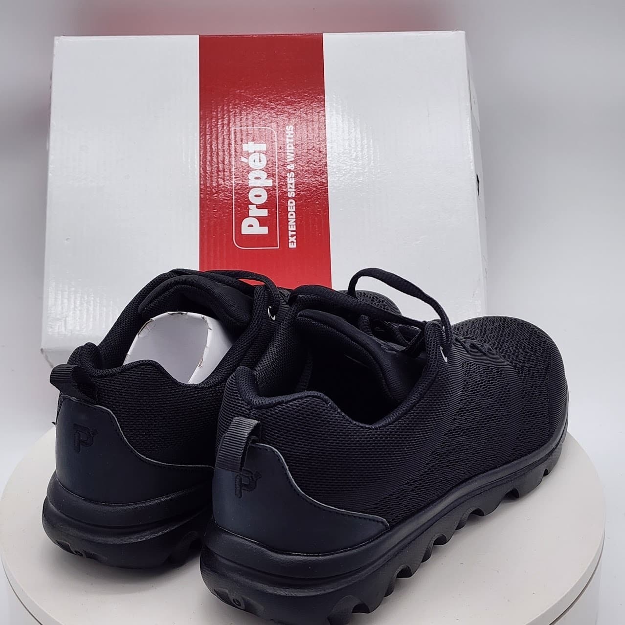 NEW Propet Travel Active Women's Walking Sneakers Black Size 9 - Thumbnail 4