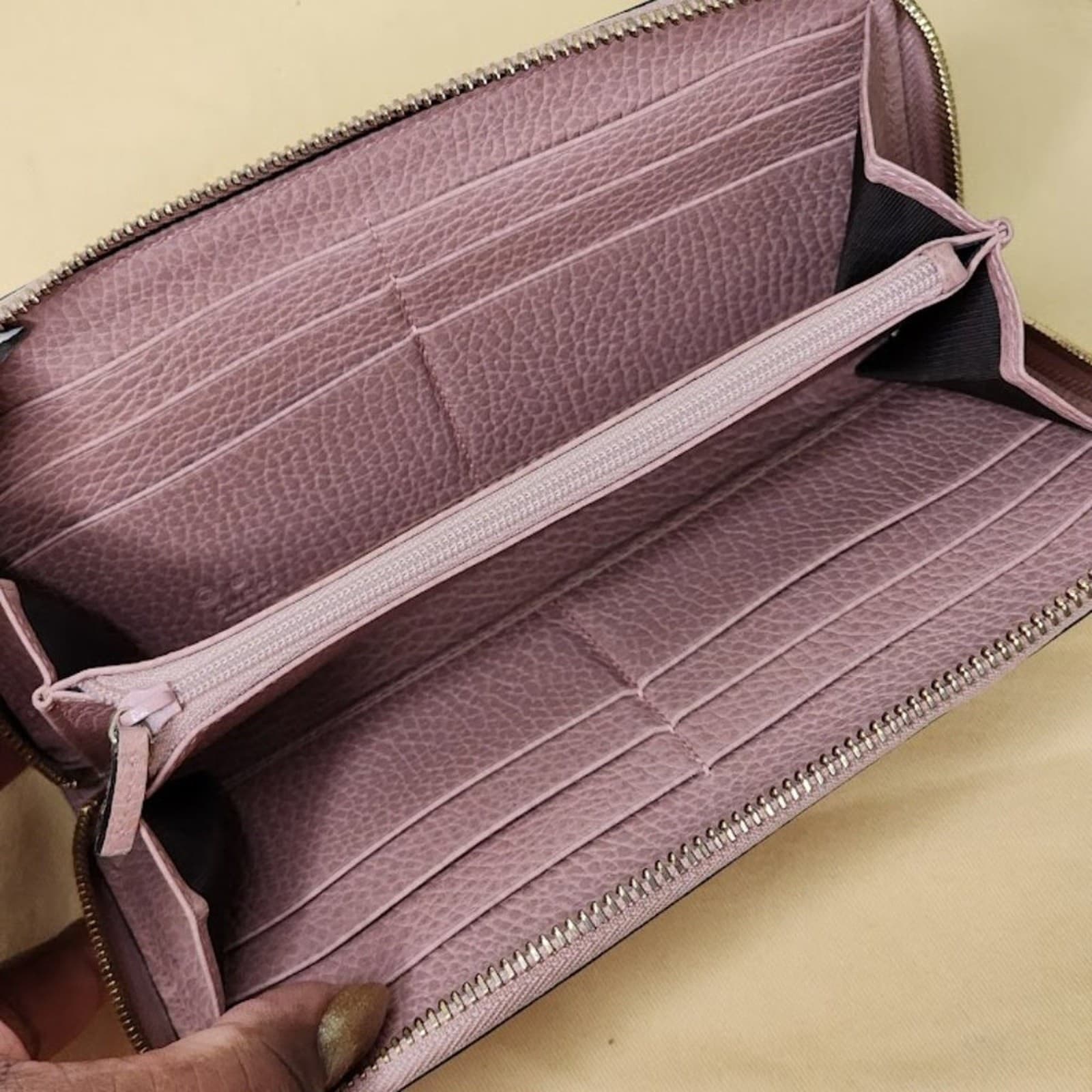 Gucci Leather Zippy Wallet - Thumbnail 4