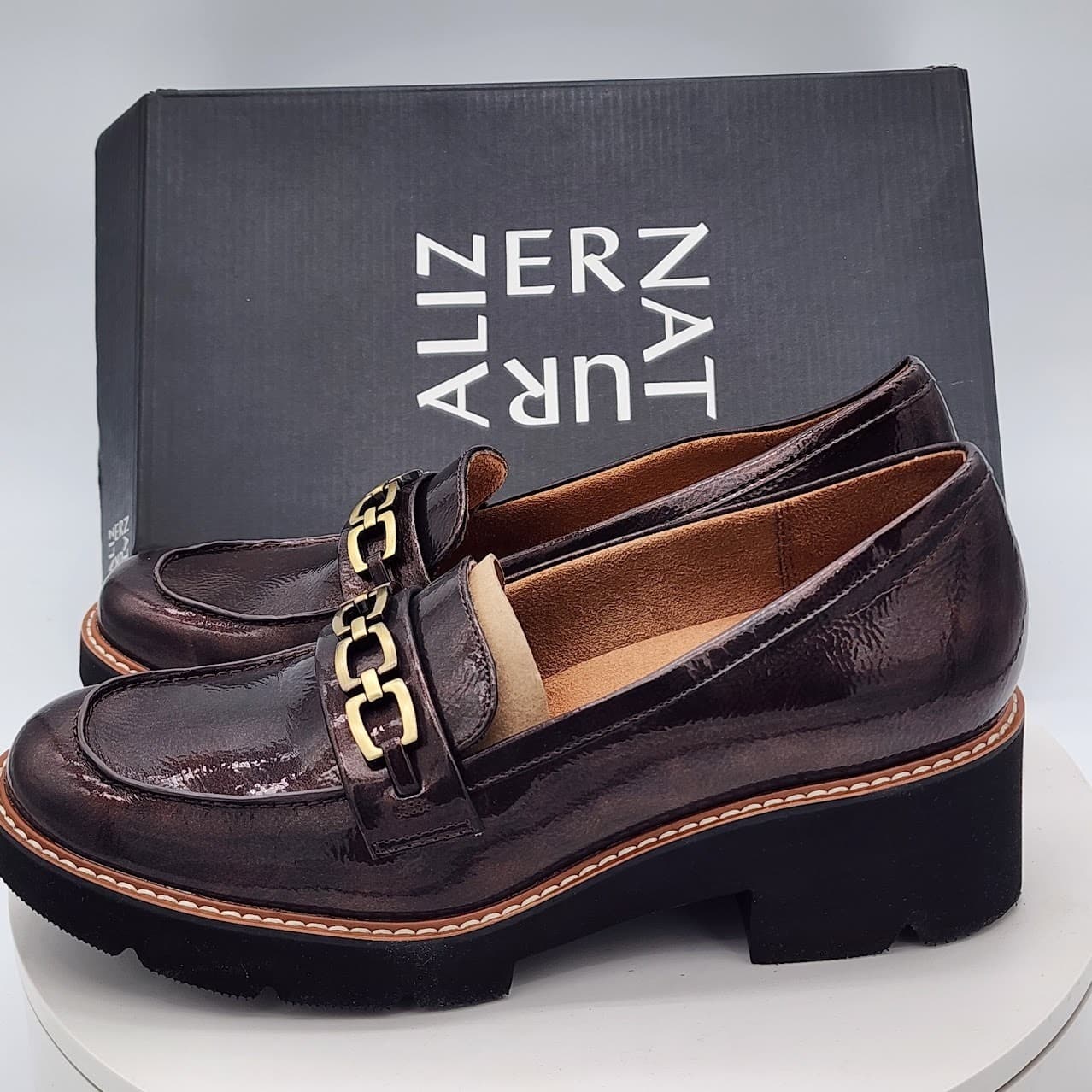 NEW Naturalizer Cabana Cinnamon Patent Chain Loafers Women's Size 9.5M Shoes - Thumbnail 7
