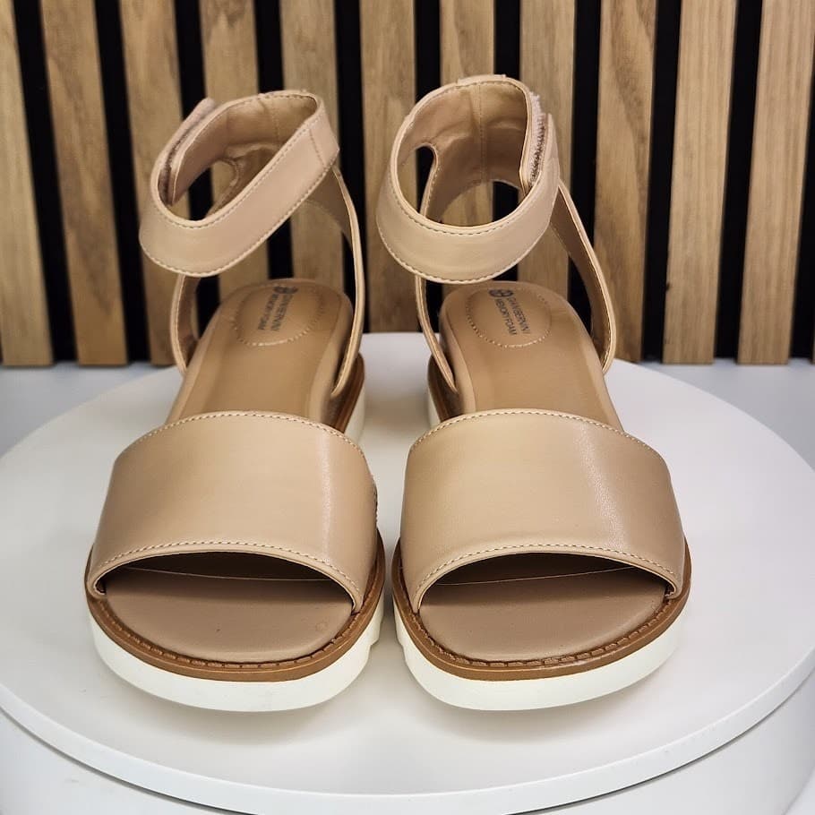 NEW - Giani Bernini Constancia Women’s Wedge Sandals Ankle Strap - Size 5.5 M - Thumbnail 2