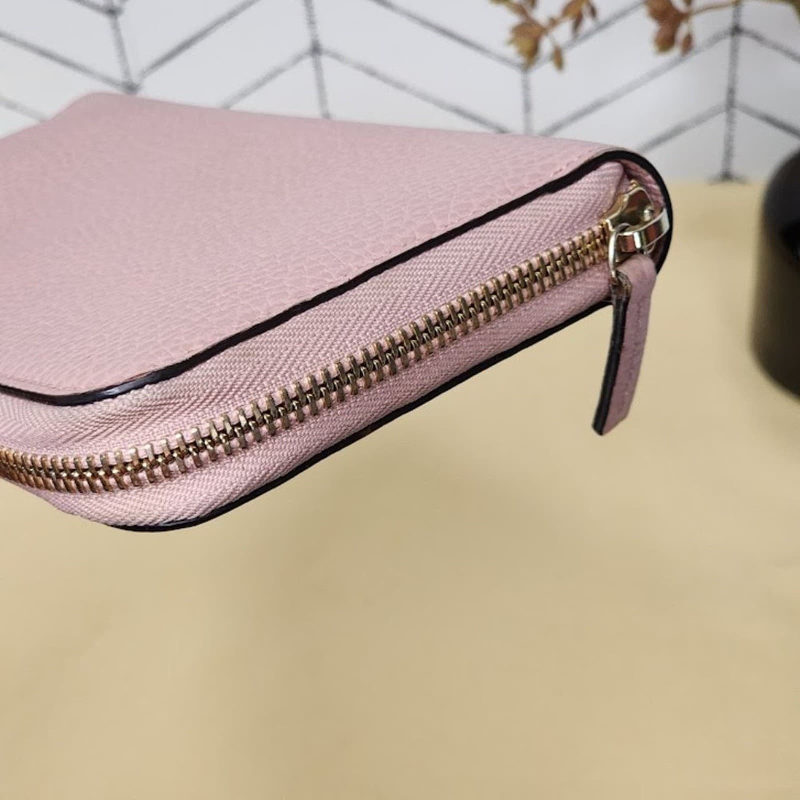 Gucci Leather Zippy Wallet - Thumbnail 7