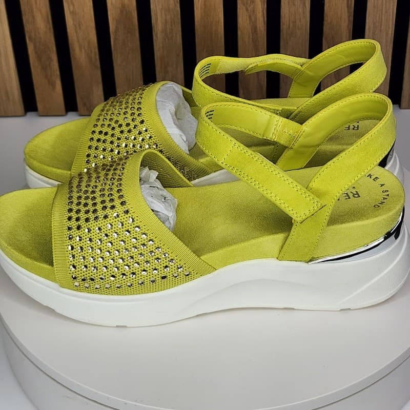 NEW - Kenneth Cole Reaction Hera Women’s Jeweled Platform Lime Sandals - Size 9 - Thumbnail 5