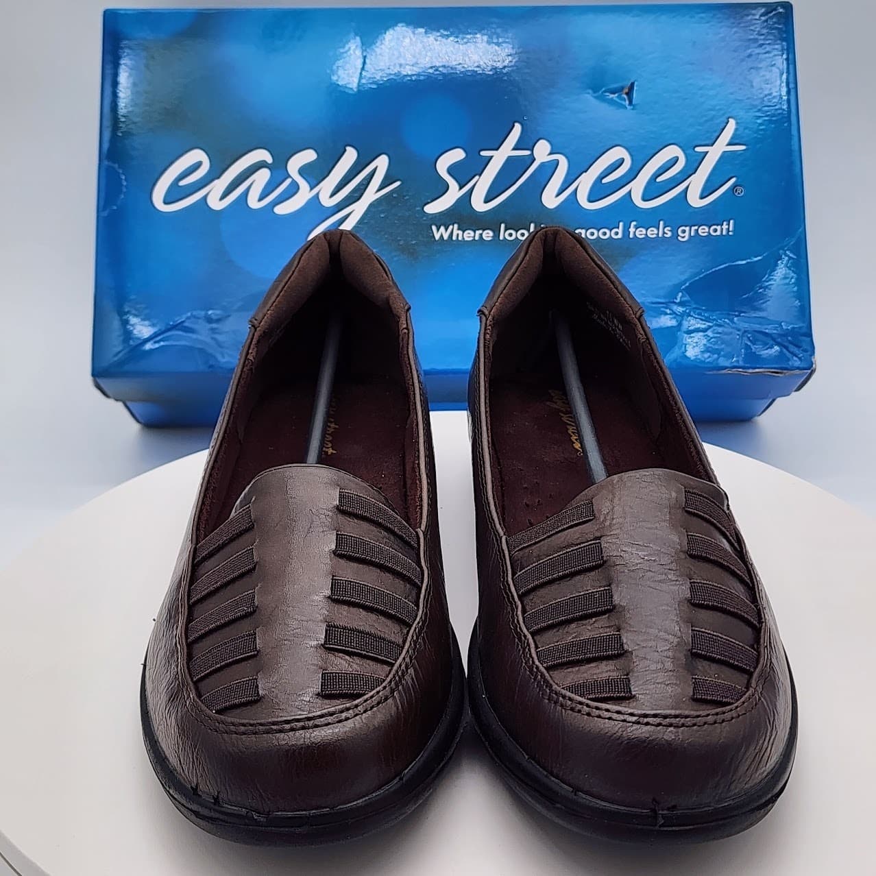 NEW Easy Street Genesis Brown Burnished Leather Loafers Women's Size 7.5 WW - Thumbnail 2