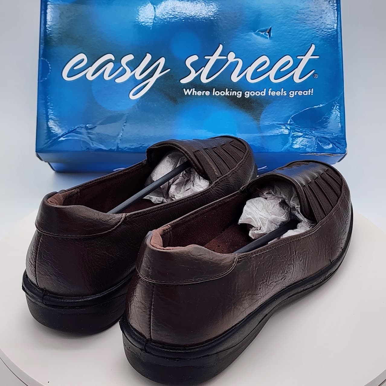 NEW Easy Street Genesis Brown Burnished Leather Loafers Women's Size 7.5 WW - Thumbnail 4