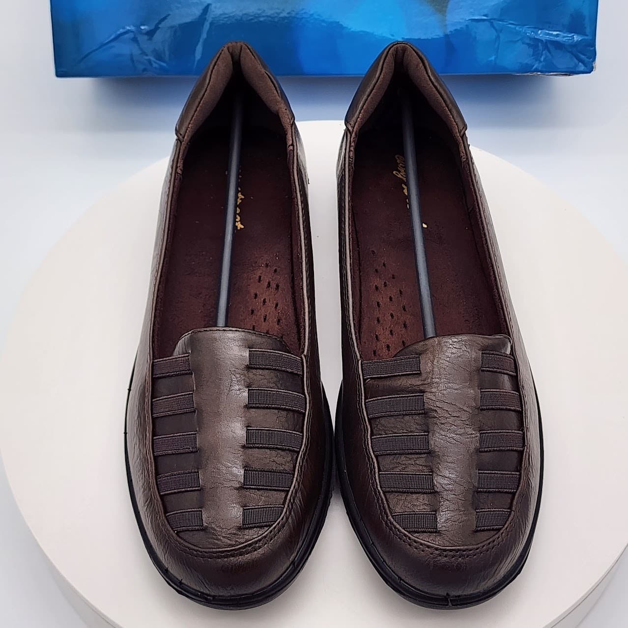 NEW Easy Street Genesis Brown Burnished Leather Loafers Women's Size 7.5 WW - Thumbnail 7