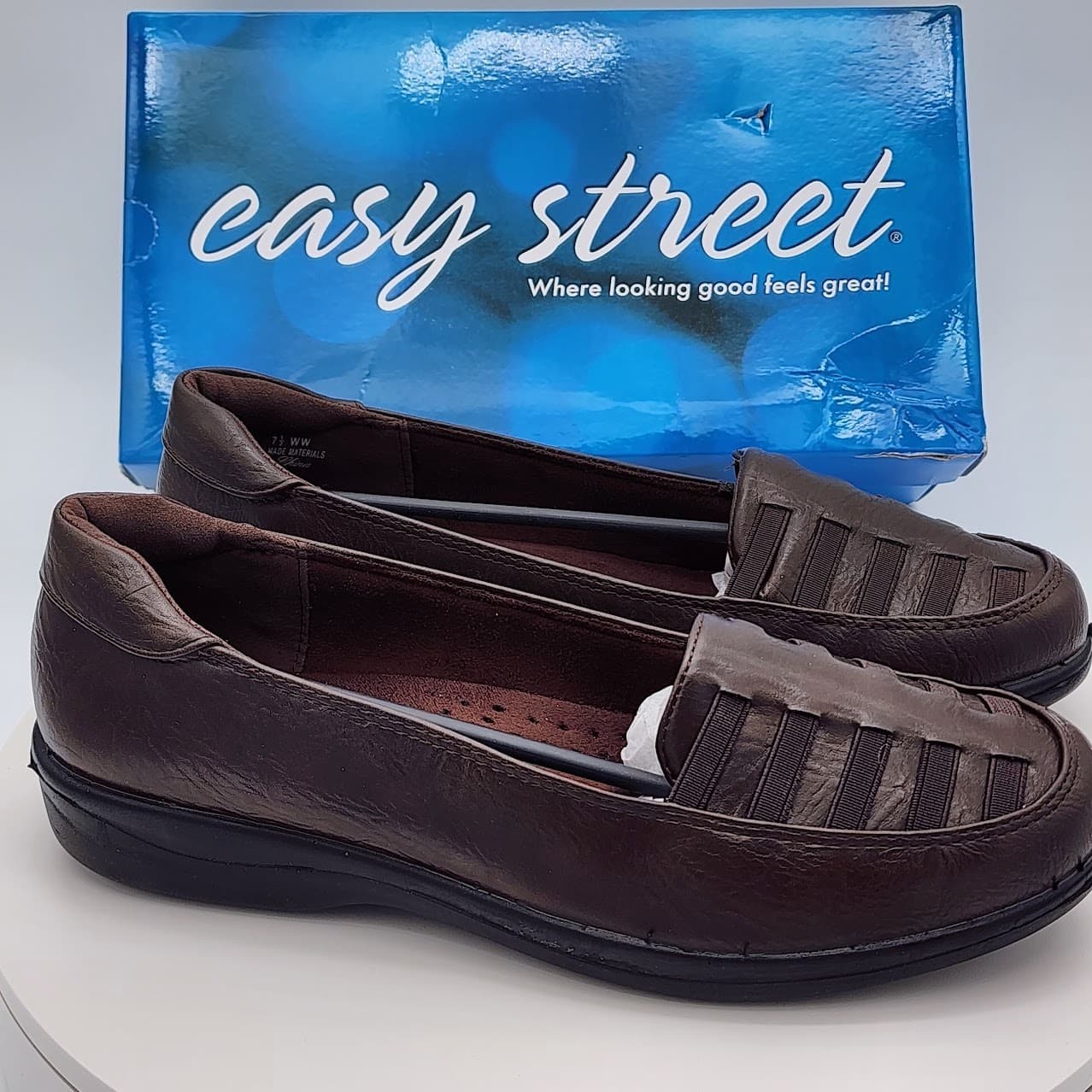 NEW Easy Street Genesis Brown Burnished Leather Loafers Women's Size 7.5 WW - Thumbnail 3