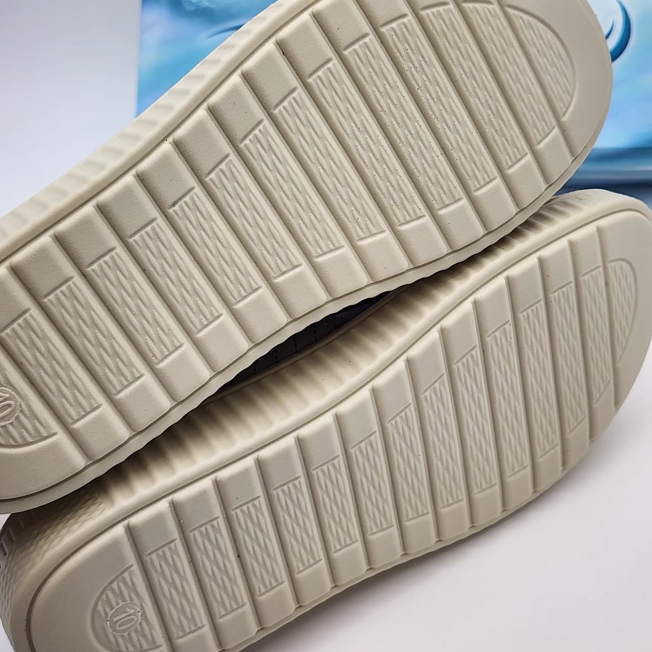 NEW Easy Street Comfort Wave Taj Slide Sandals Gray Women's Size 10M Comfort - Thumbnail 9