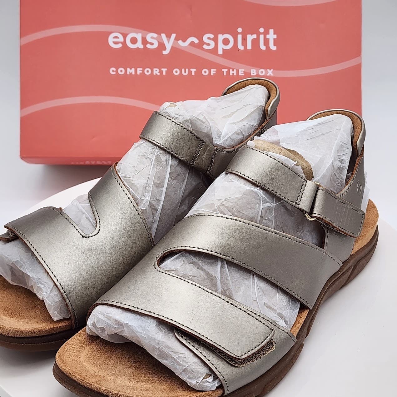 NEW Easy Spirit Mavey Gold Comfort Sandals Women's Size 10 M Adjustable Straps - Thumbnail 5