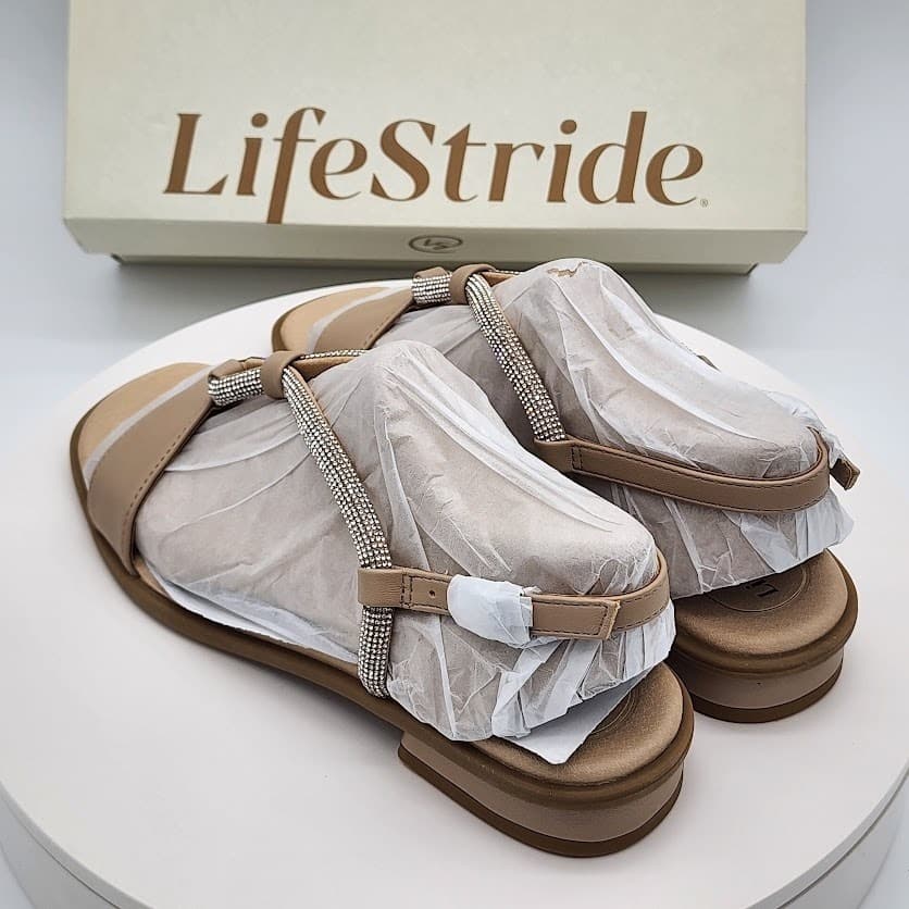 NEW LifeStride Radiant Taupe Heirloom Embellished Sandals Women's Size 7M - Thumbnail 3
