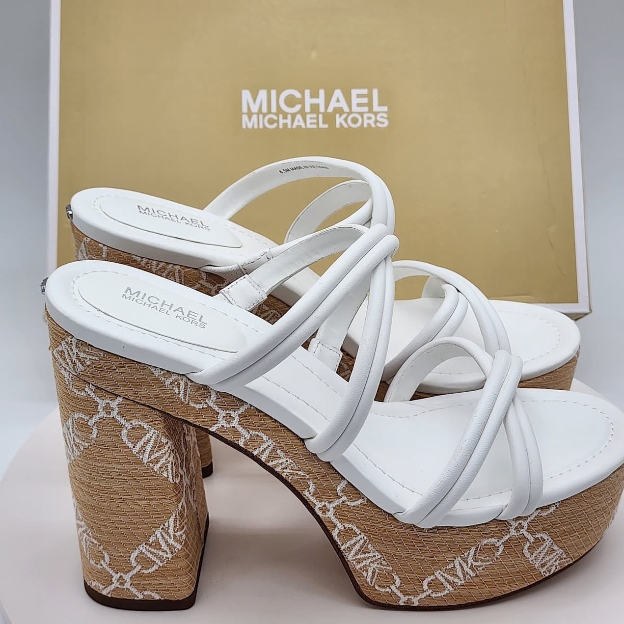 NEW Michael Kors Corrine Platform Leather Chain Sandals White Women's Size 8.5M - Thumbnail 2