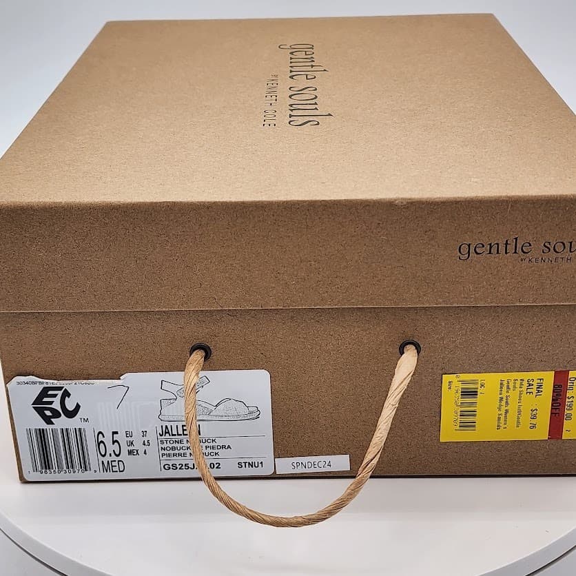 NEW Gentle Souls by Kenneth Cole Jalleh Stone Nubuck Comfort Sandals Size 6.5M - Thumbnail 9