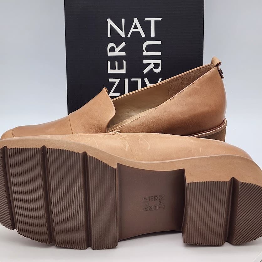 NEW Naturalizer Darry Lug Sole Loafers Toffee Leather Women's Size 12M - Thumbnail 9