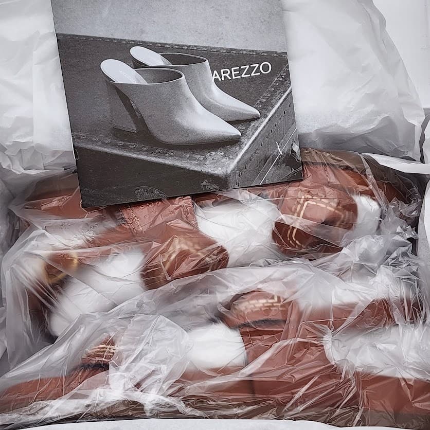 NEW Arezzo Women's Brown Leather Bow Flat Sandals Size 6.5B Slingback Shoes - Thumbnail 9