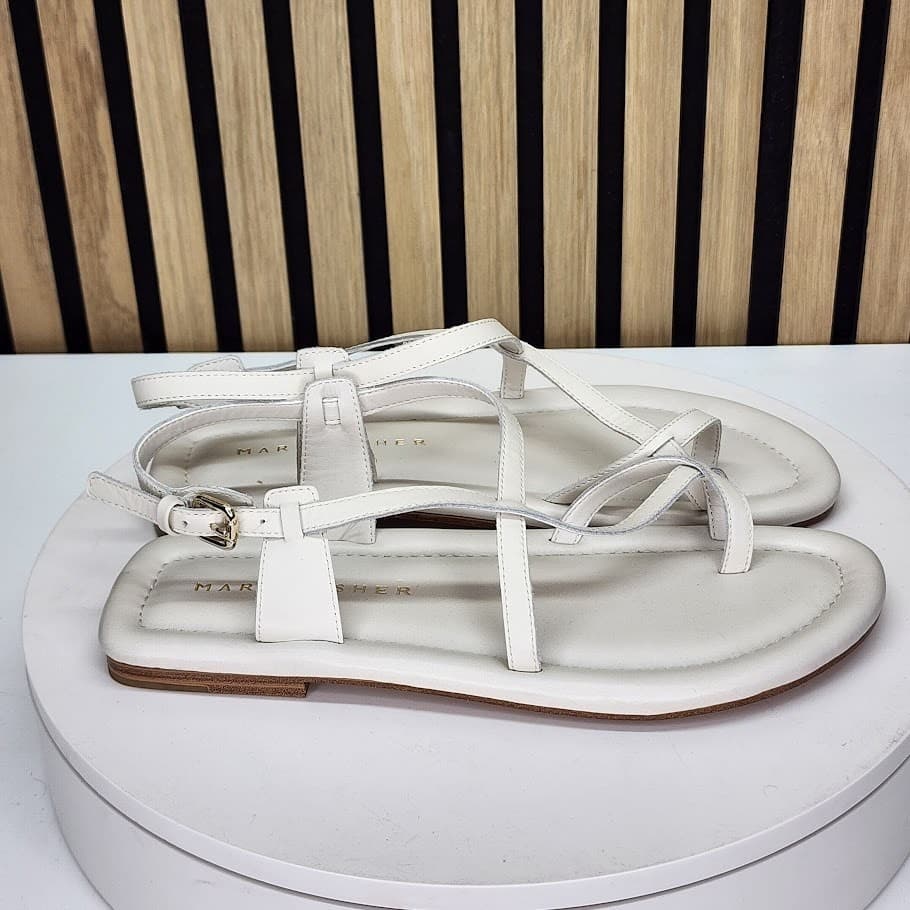 Marc Fisher LTD Women’s White Toe Ring Strappy Flat Sandals Size 7M - Thumbnail 2