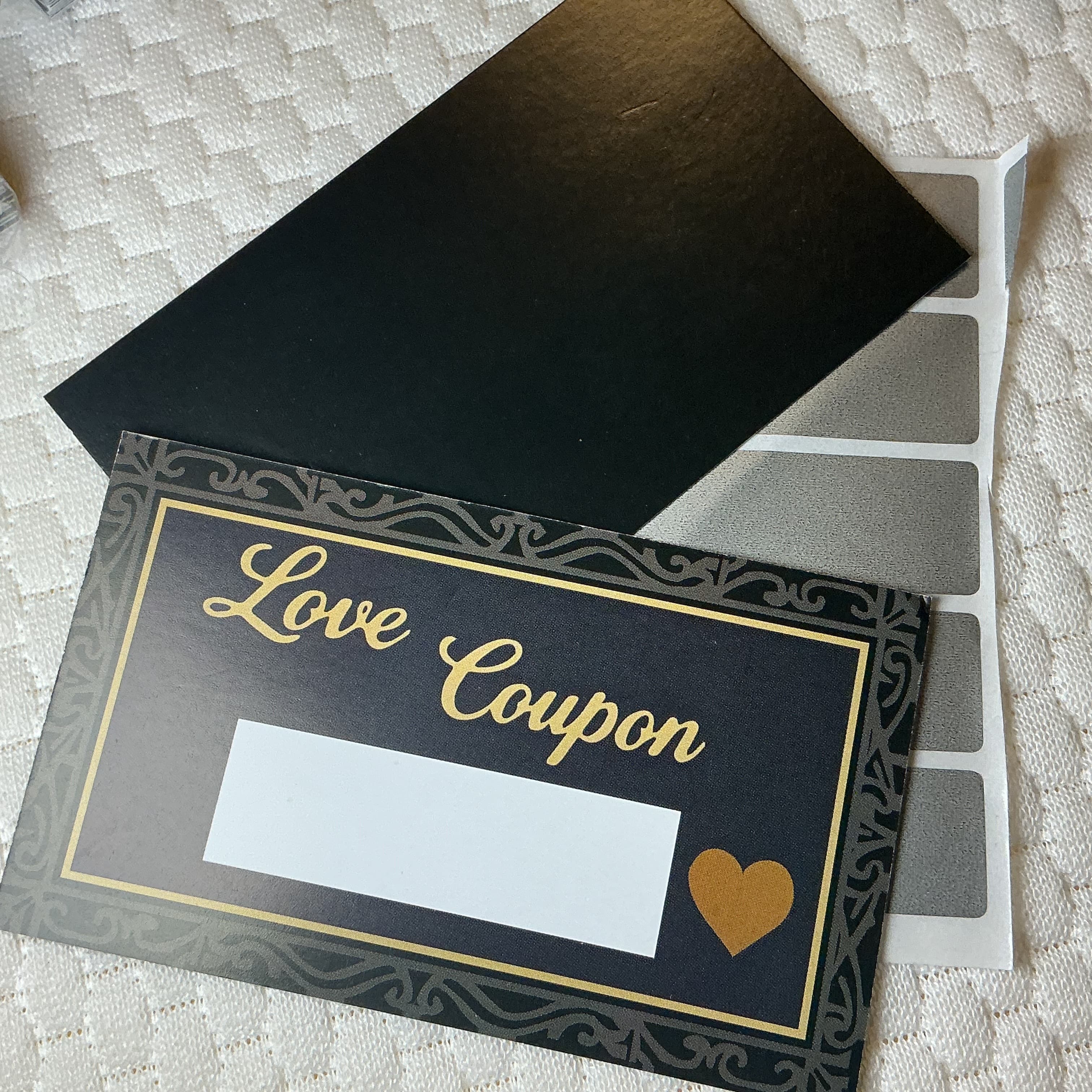 ★ 25 Love Coupon Scratch Off Cards Romantic Date Night Gift with Stickers (Copy) (Copy) (Copy) (Copy) - Thumbnail 2