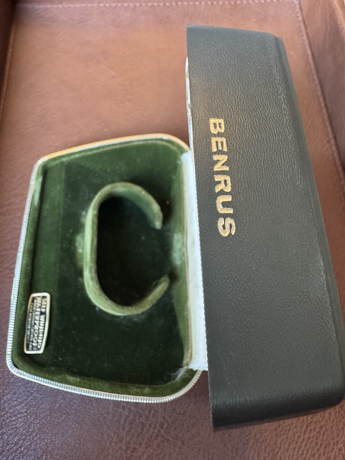 Vintage BENRUS Sea Lord Watch Display Box Green Velvet Case Empty Watch Box USA - Thumbnail 4