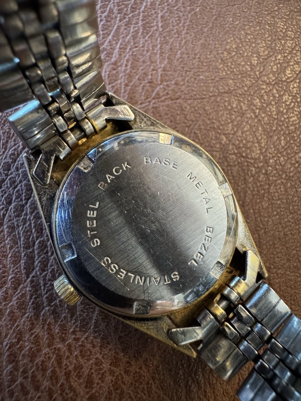 Vintage Lucien Piccard DUFONTE Two-Tone Quartz Watch w/ Date Window - Thumbnail 3