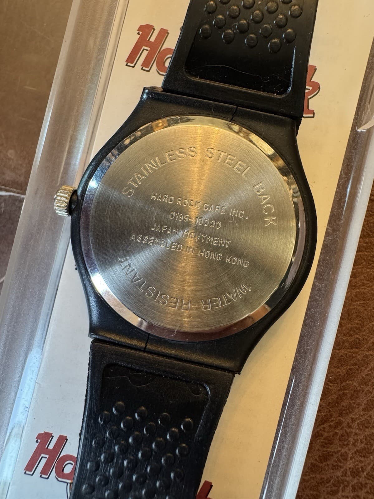 Vintage Hard Rock Cafe Baltimore Guitar Dial Watch w/ Original Case 0185-13000 - Thumbnail 2