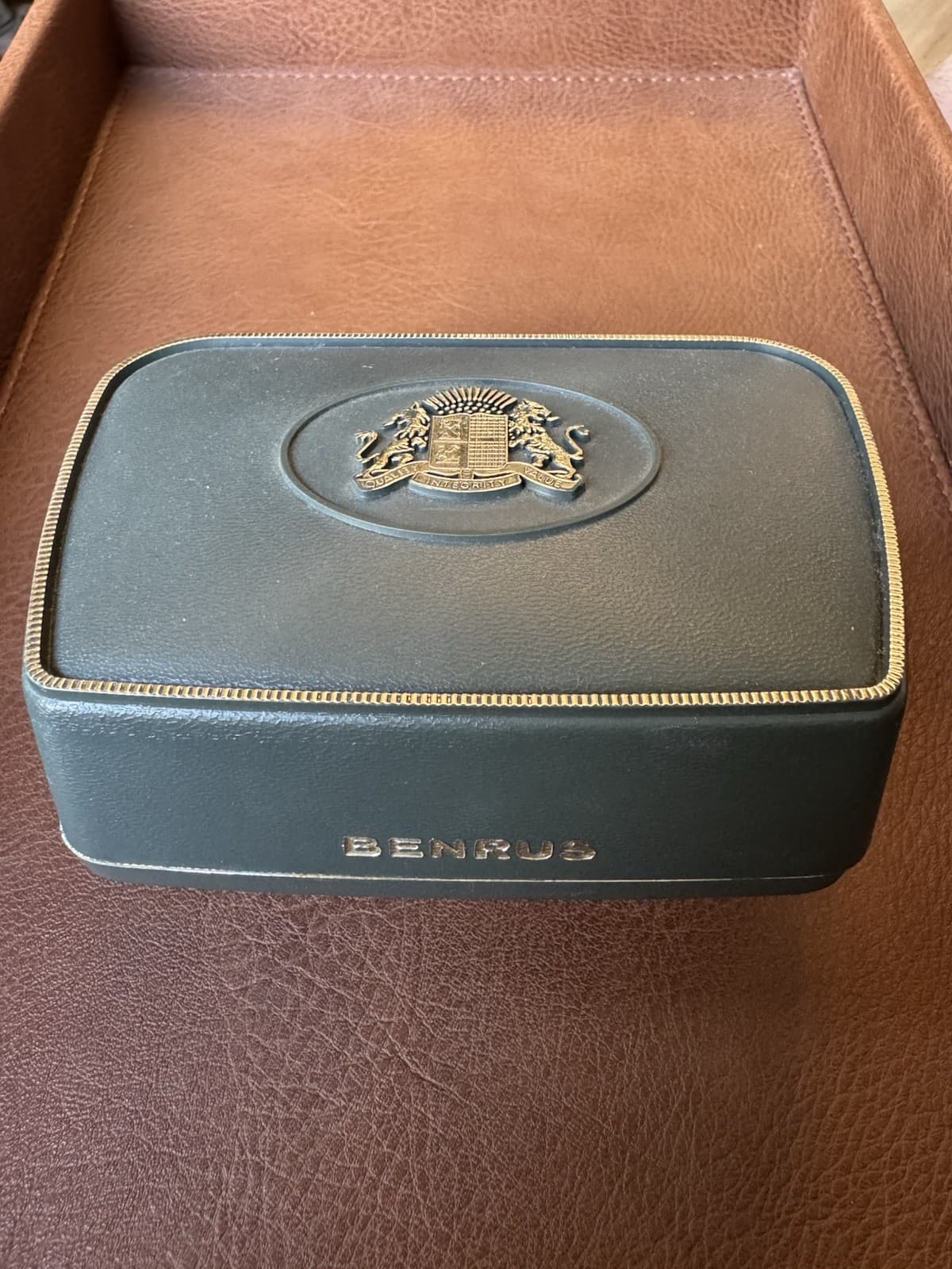 Vintage BENRUS Sea Lord Watch Display Box Green Velvet Case Empty Watch Box USA - Thumbnail 10
