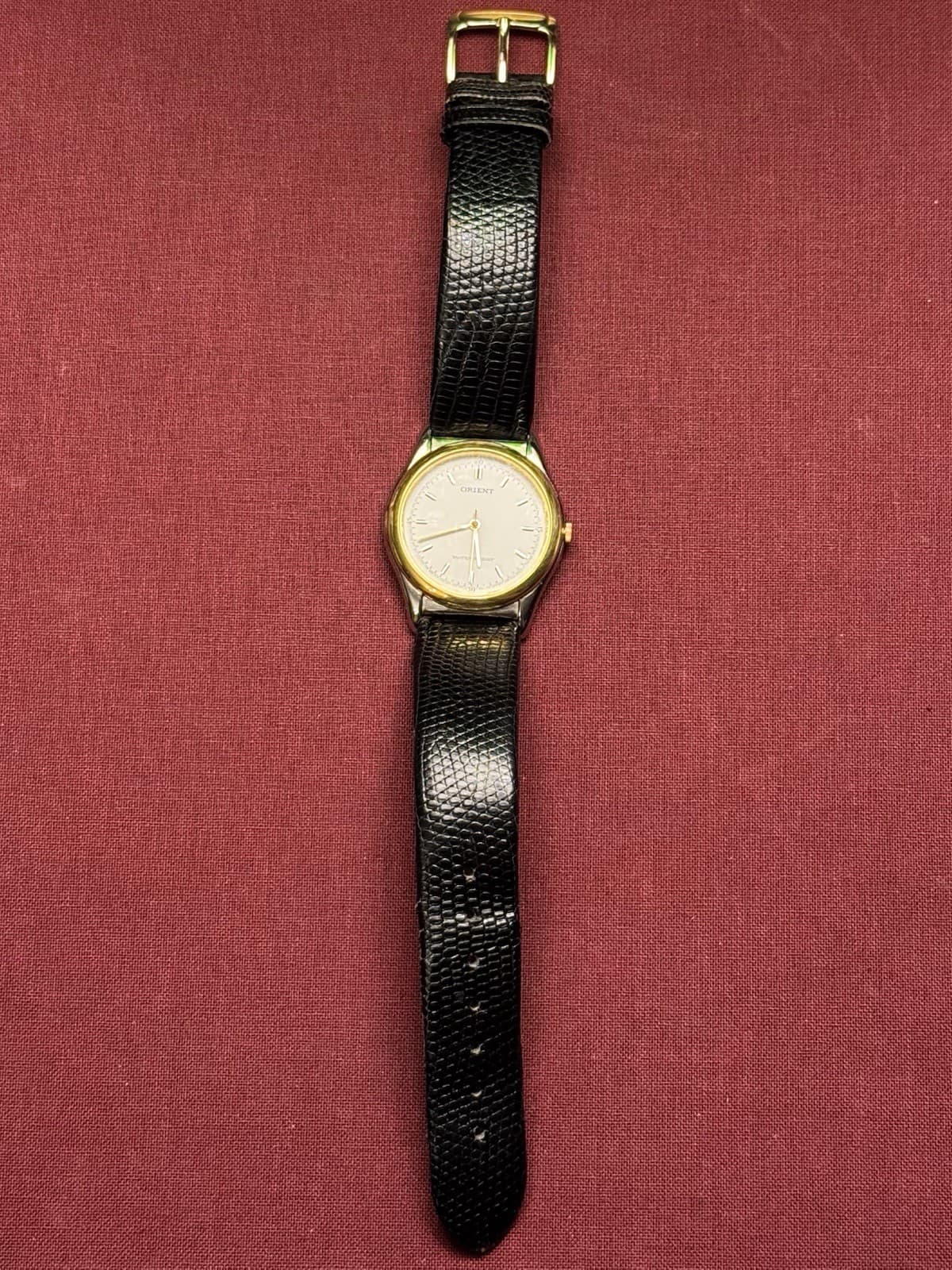 Orient B050RQ90-297 Quartz Dress Watch 32mm Two-Tone Gold Bezel w/ Leather Strap - Thumbnail 10