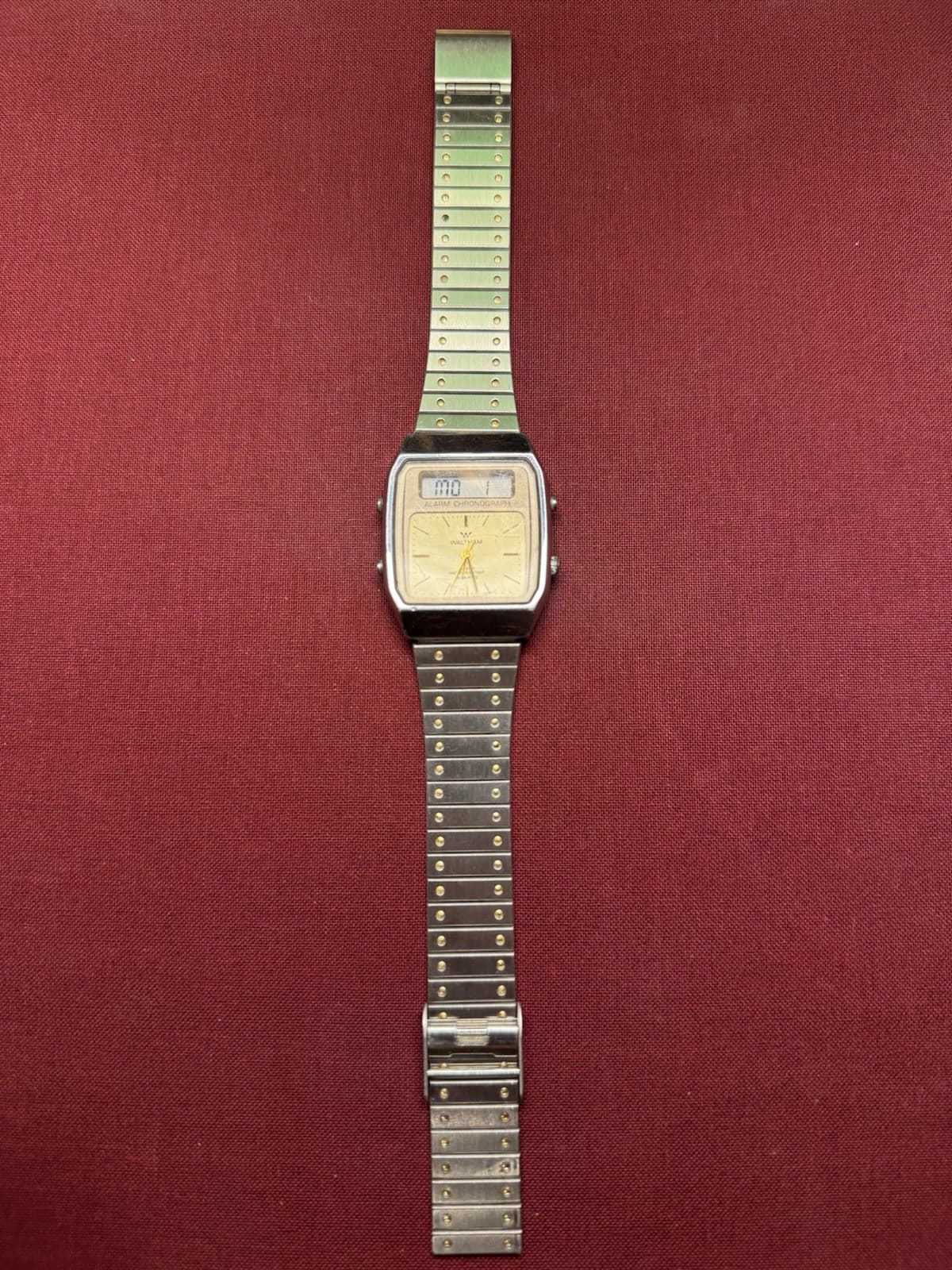 Vintage Waltham Mens Wrist Watch-Alarm Chronograph-Water Resistant-Quartz - Thumbnail 2