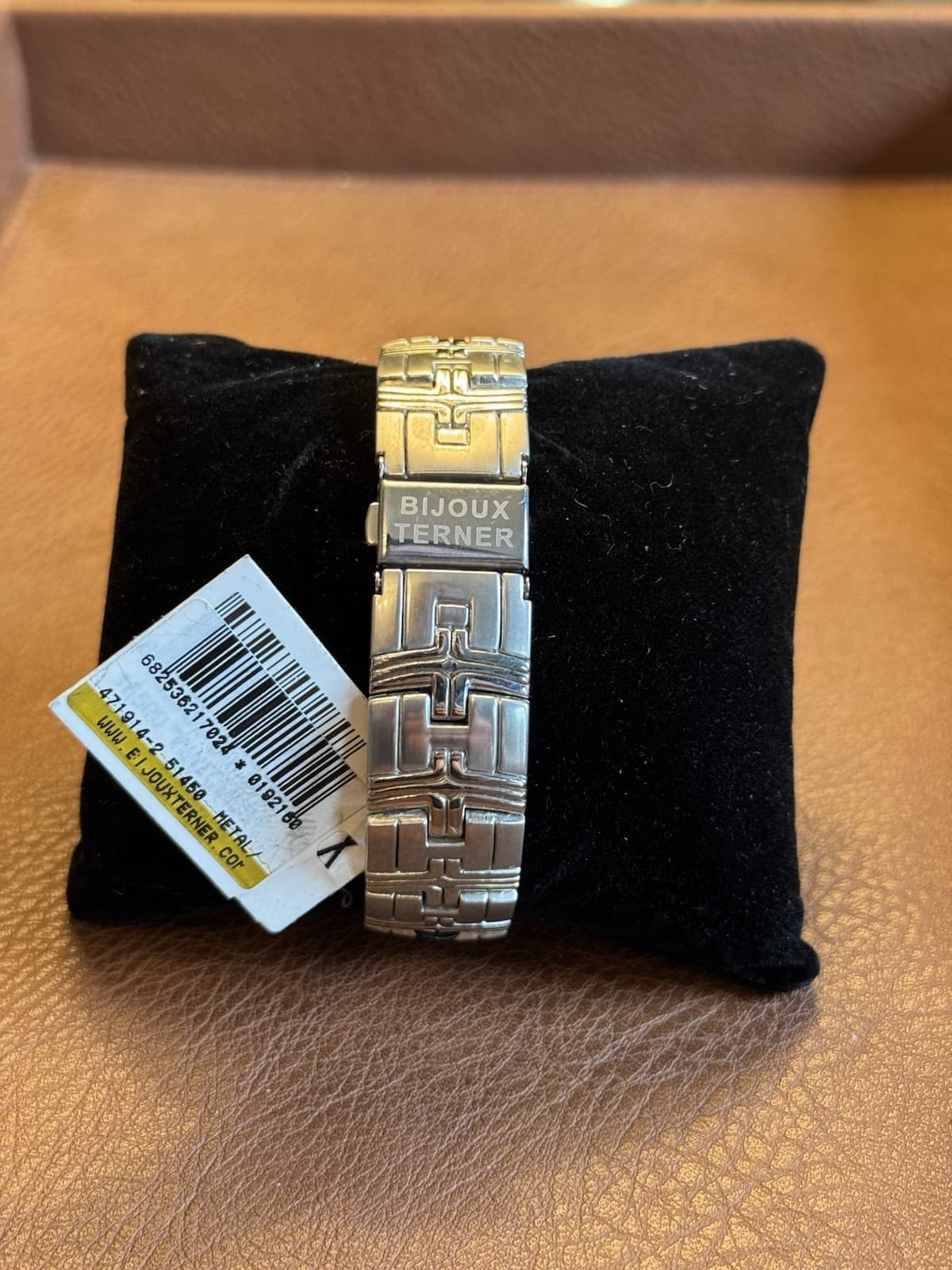 New Bijoux Terner K-7600-10G 31mm Quartz Watch Silver Tone Bracelet - Thumbnail 3