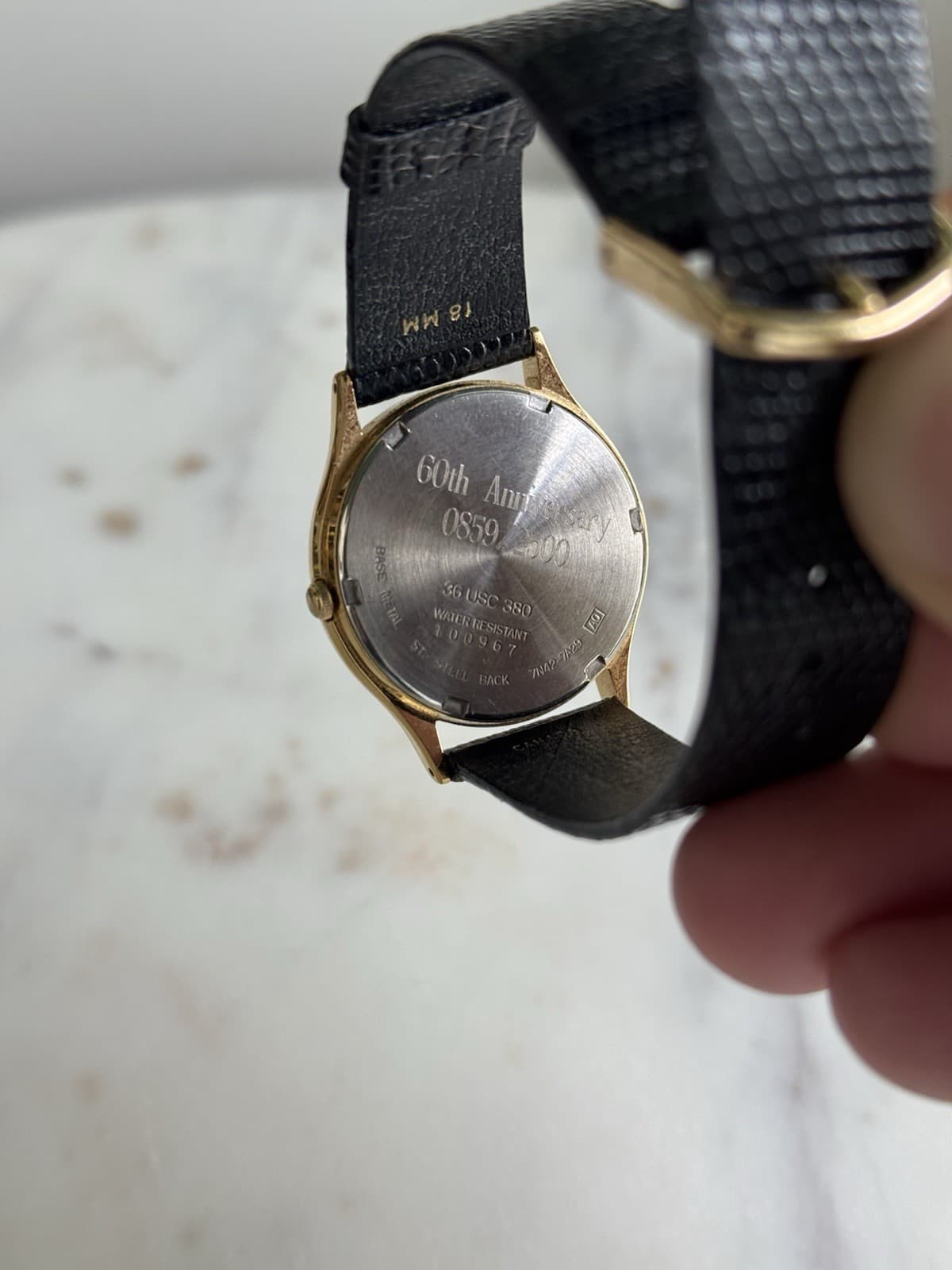 Seiko Donald Duck Disney 60th Anniversary Limited Edition 0859/2500 Quartz 33mm - Thumbnail 2
