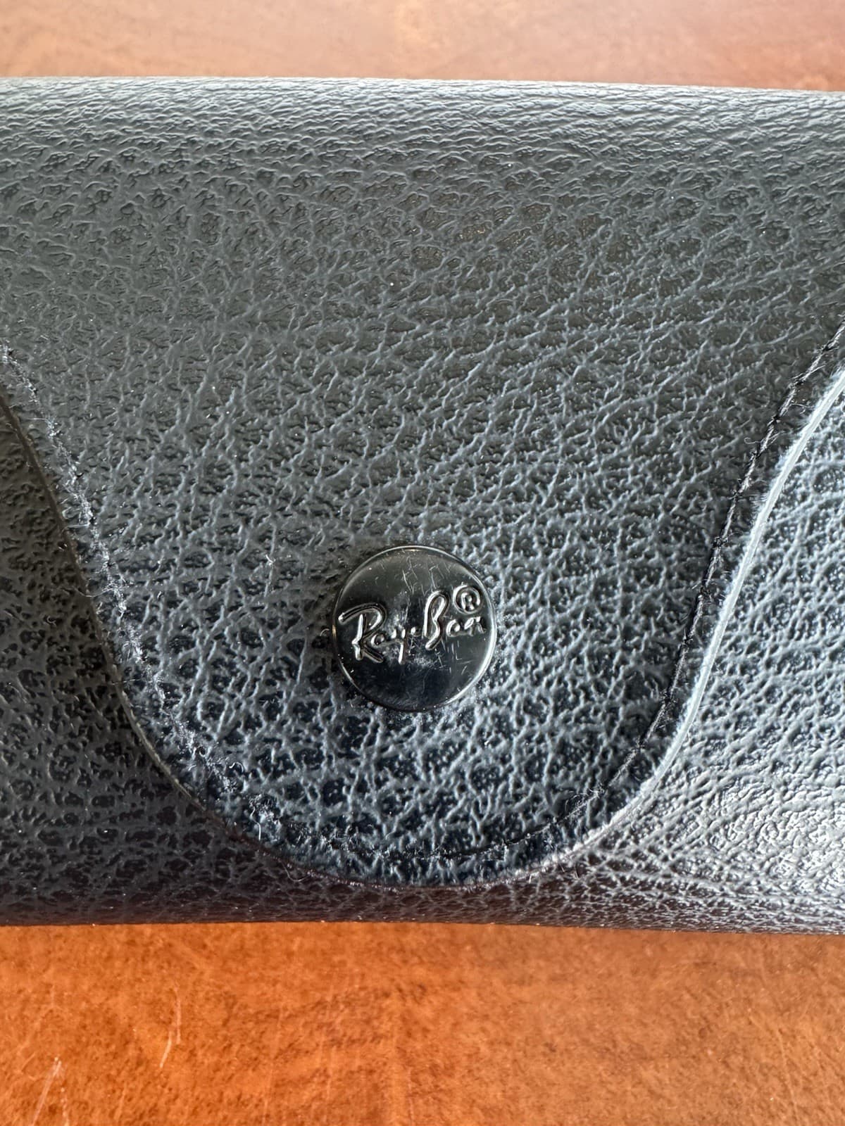 Ray-Ban Luxottica Sunglasses Case Black Faux Leather Snap + Microfiber Cloth - Thumbnail 3