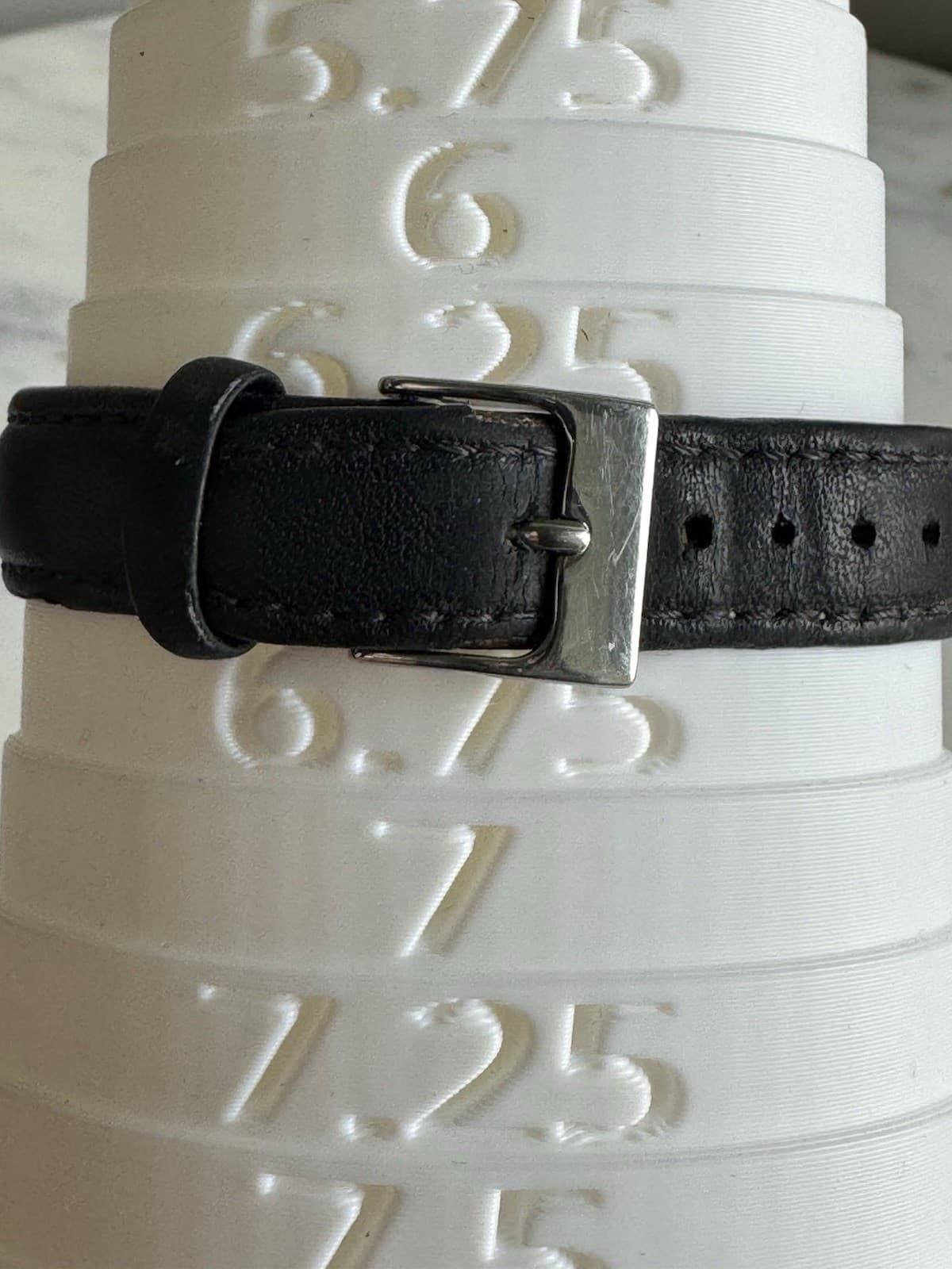 Vintage Bulova Ladies Tank Quartz Silver Dial 22mm Stainless Steel Leather Strap - Thumbnail 5
