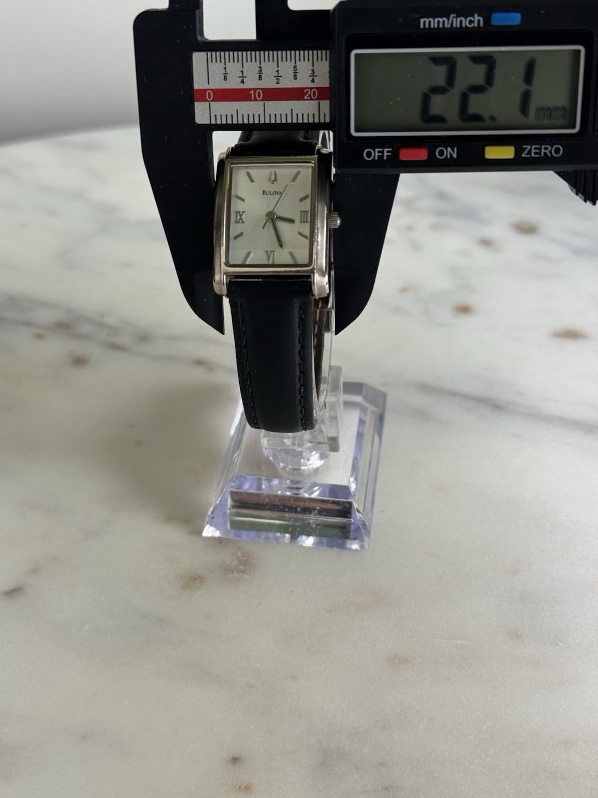 Vintage Bulova Ladies Tank Quartz Silver Dial 22mm Stainless Steel Leather Strap - Thumbnail 3